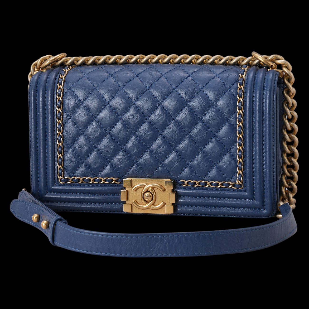 CHANEL(USED)샤넬 A67086 시즌 보이샤넬 미듐 플랩백