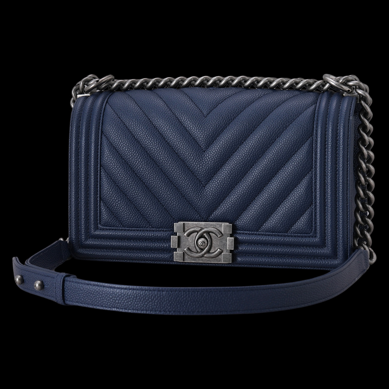 CHANEL(USED)샤넬 캐비어 쉐브론 보이샤넬 미듐 플랩백