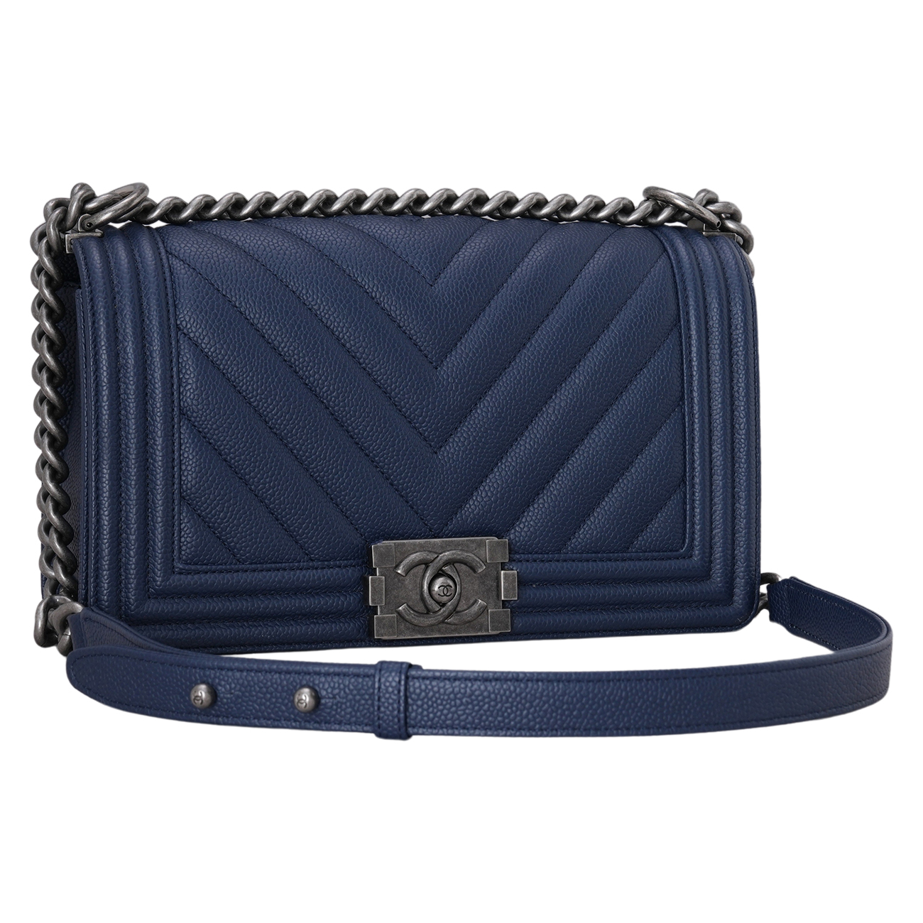 CHANEL(USED)샤넬 캐비어 쉐브론 보이샤넬 미듐 플랩백