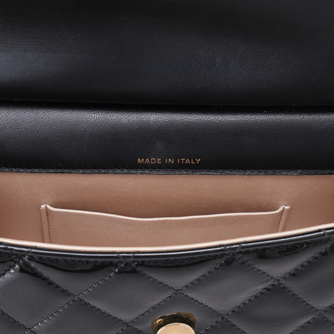 CHANEL(USED)샤넬 AP3008 시즌 페이던트 체인 플랩백
