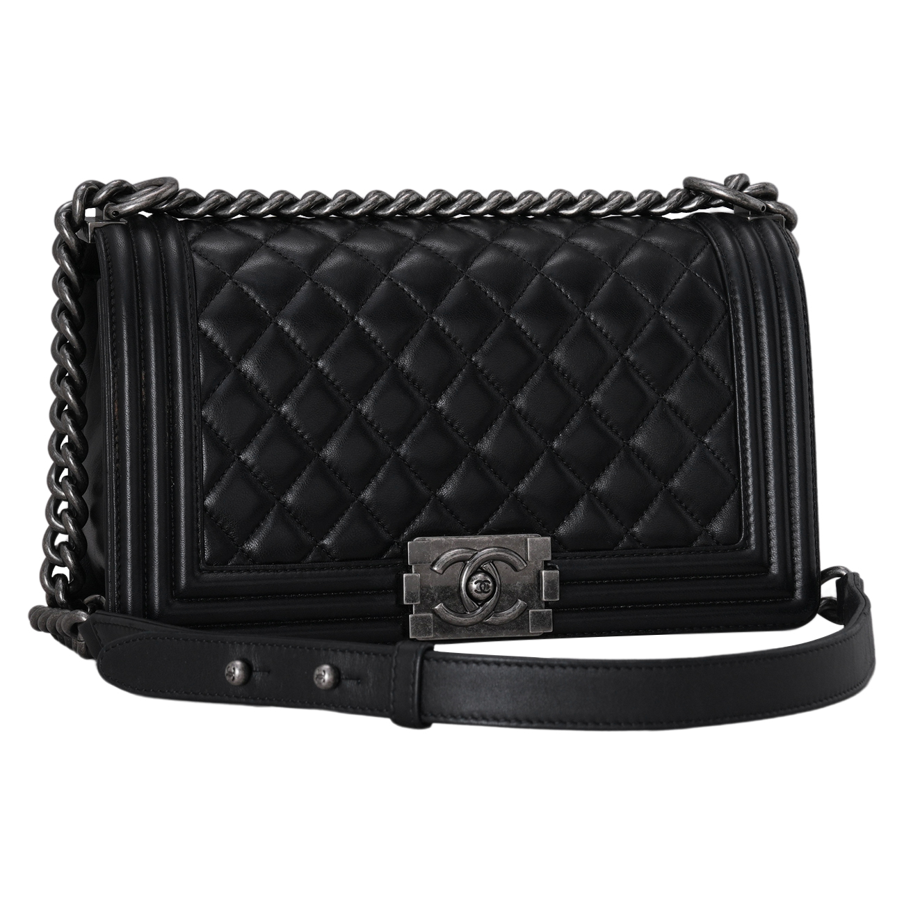CHANEL(USED)샤넬 램스킨 보이샤넬 미듐 플랩백