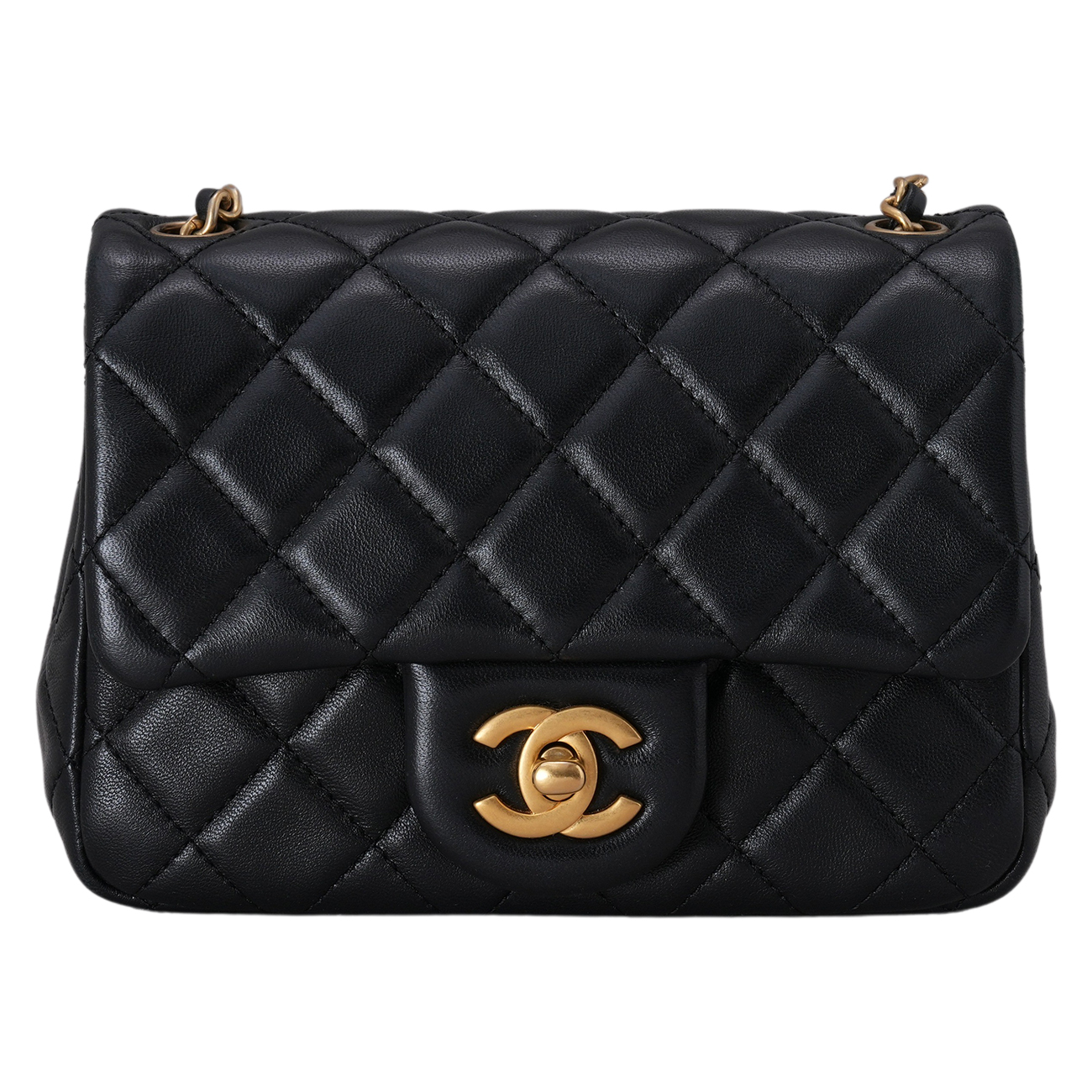 CHANEL(USED)샤넬 램스킨 클래식 골든볼 쁘띠삭