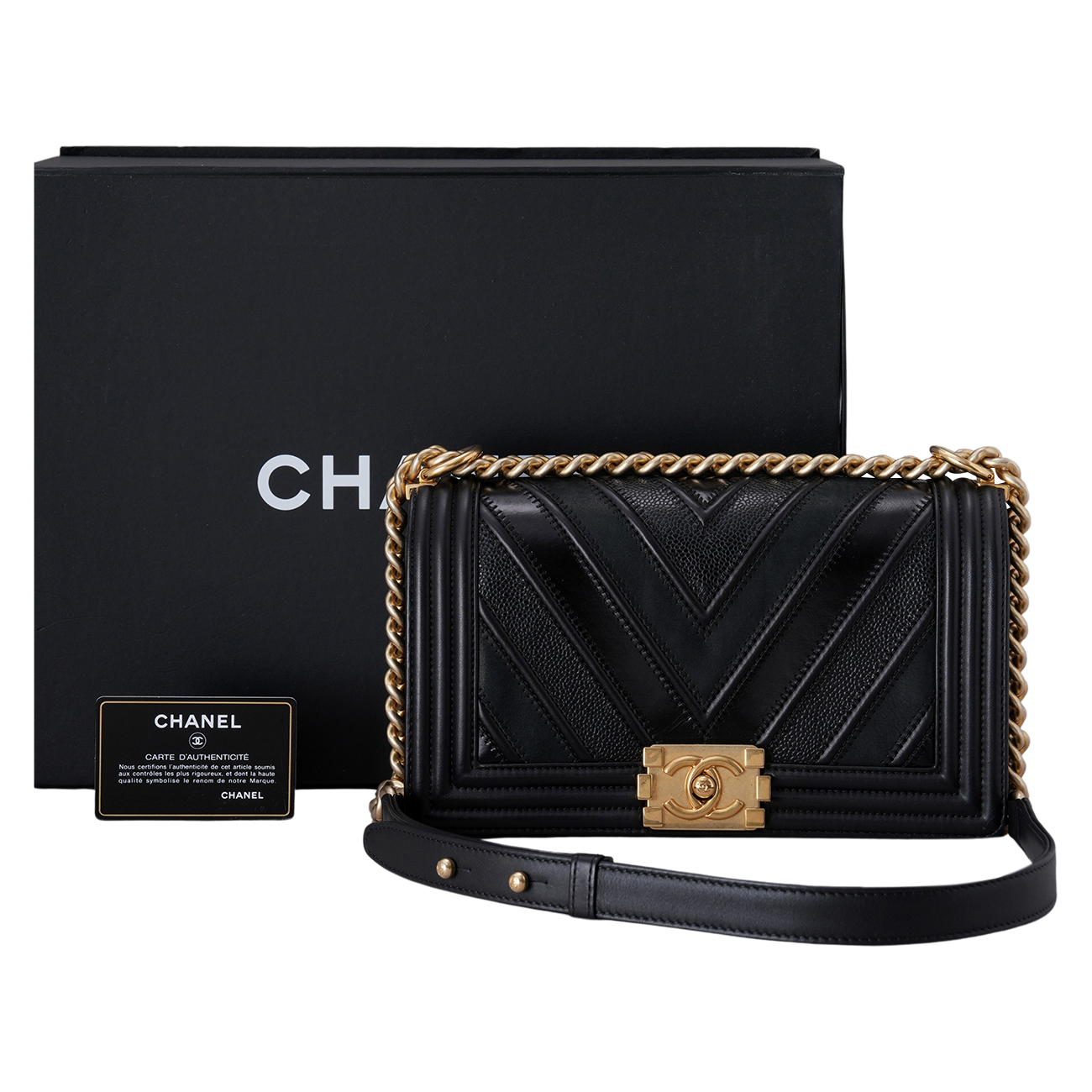CHANEL(USED)샤넬 시즌 보이샤넬 쉐브론 미듐 플랩백