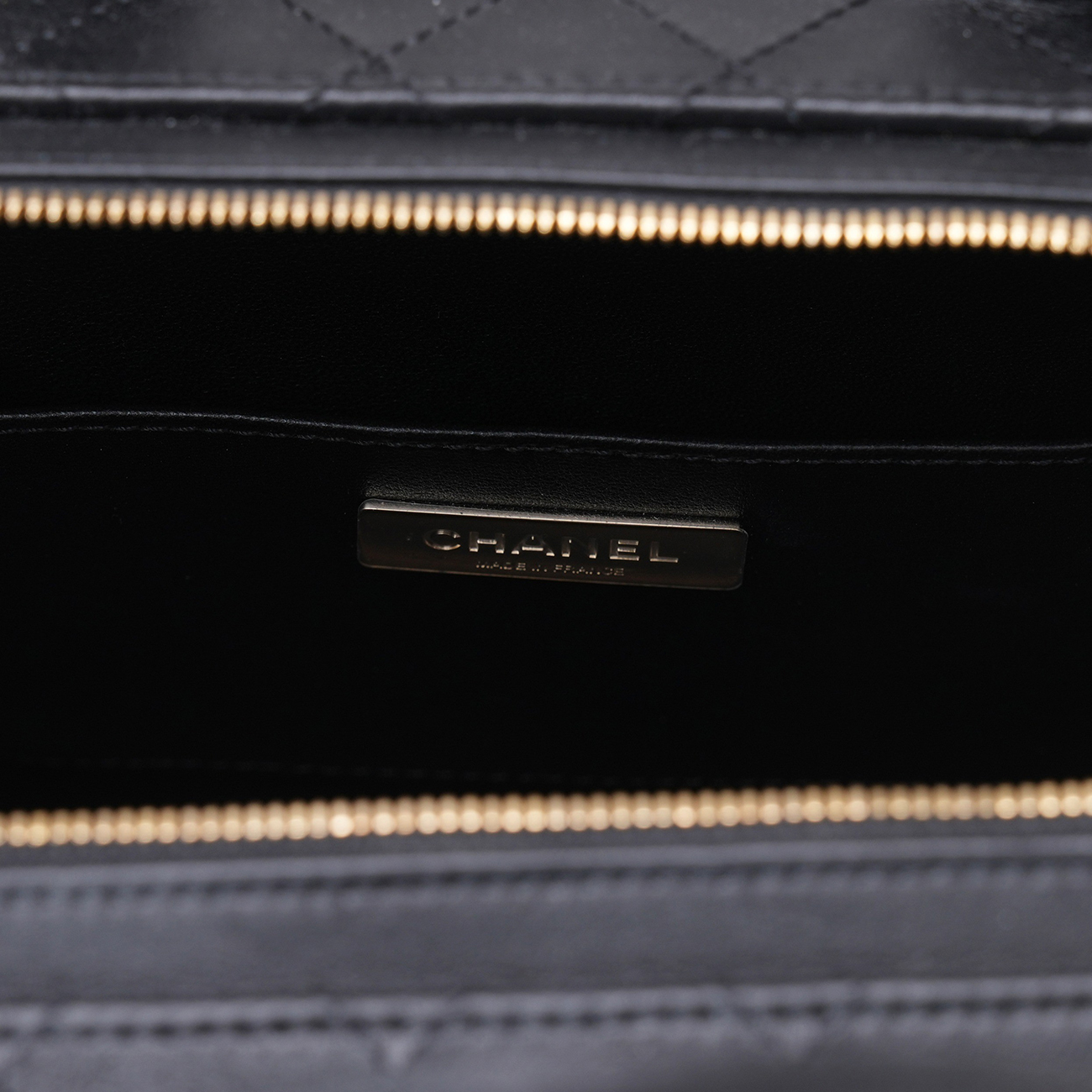 CHANEL(USED)샤넬 AS3345 시즌 베니티 코스메틱 케이스 탑핸들