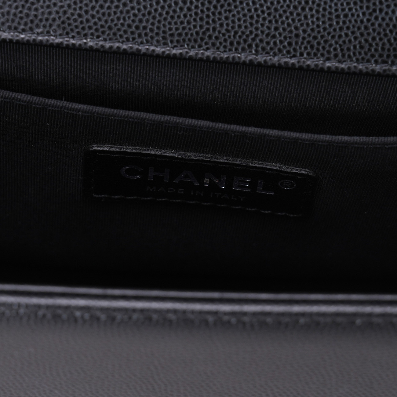 CHANEL(USED)샤넬 캐비어 보이샤넬 미듐 플랩백