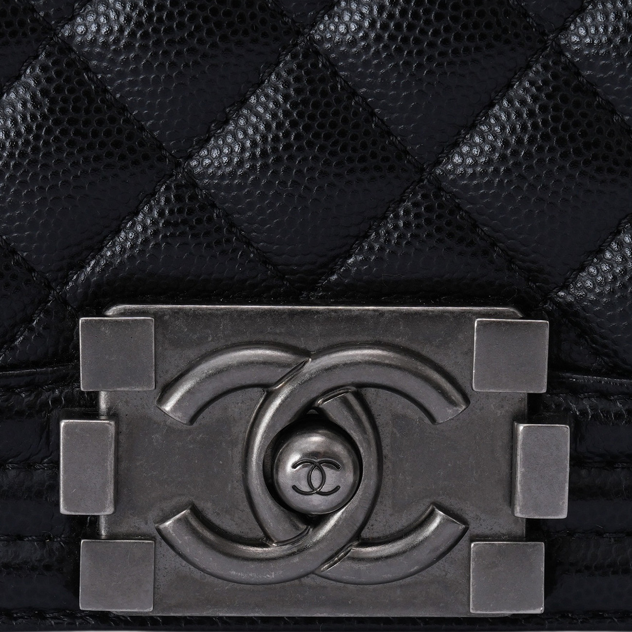 CHANEL(USED)샤넬 캐비어 보이샤넬 미듐 플랩백