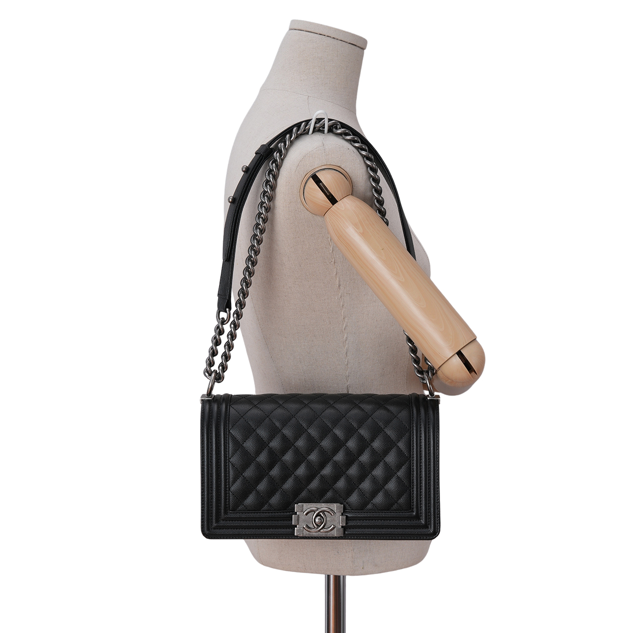 CHANEL(USED)샤넬 캐비어 보이샤넬 미듐 플랩백