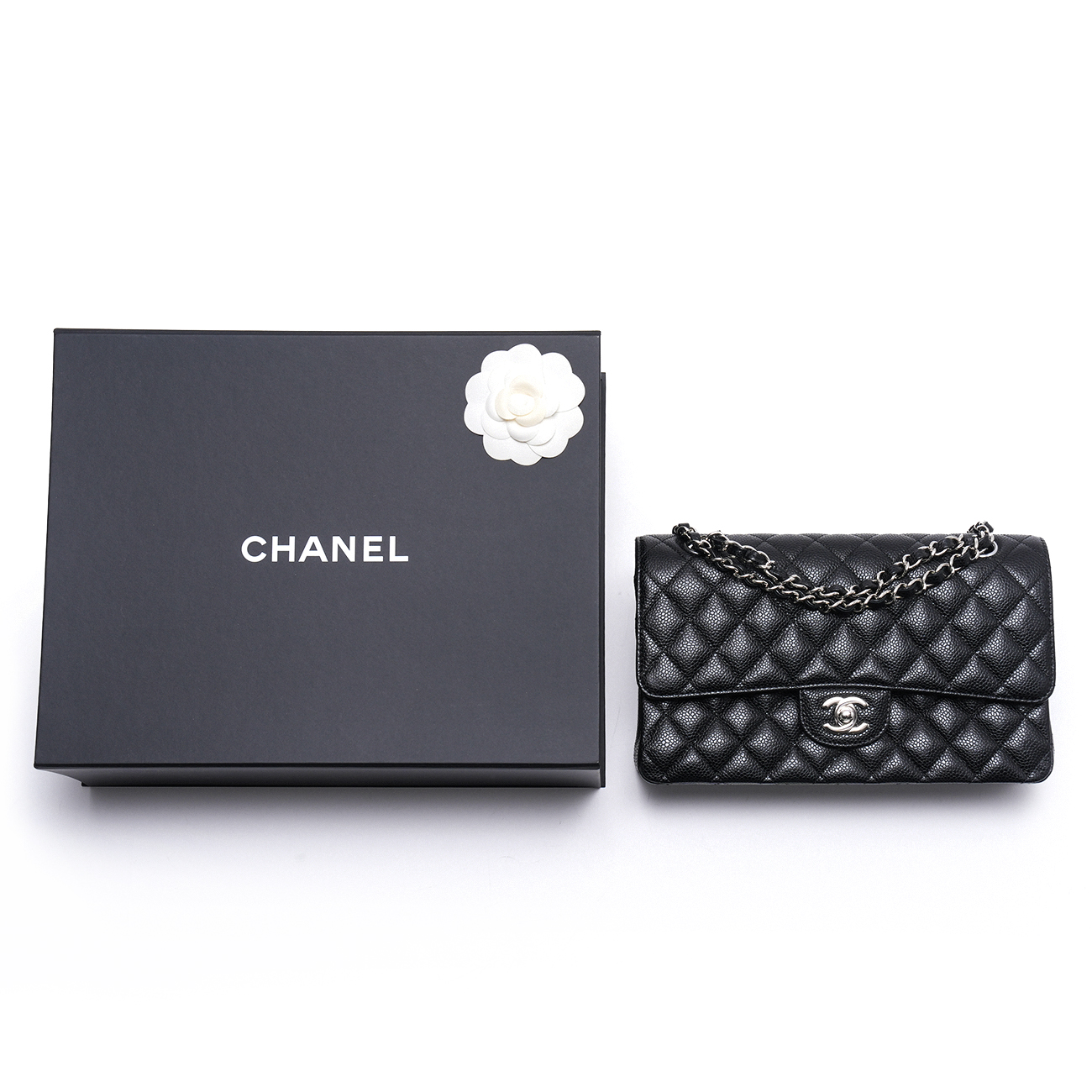 CHANEL(USED)샤넬 캐비어 클래식 미듐 플랩백