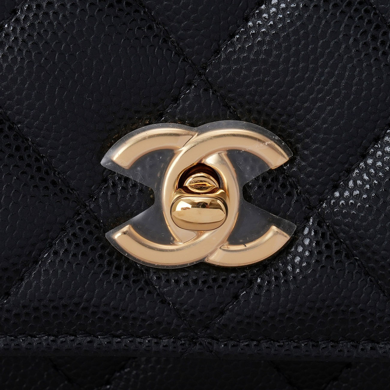 CHANEL(USED)샤넬 AP3316 시즌 캐비어 클래식 백참 WOC 블랙 금장