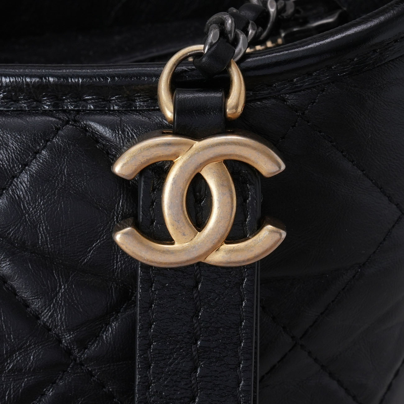 CHANEL(USED)샤넬 가브리엘 호보 뉴미듐
