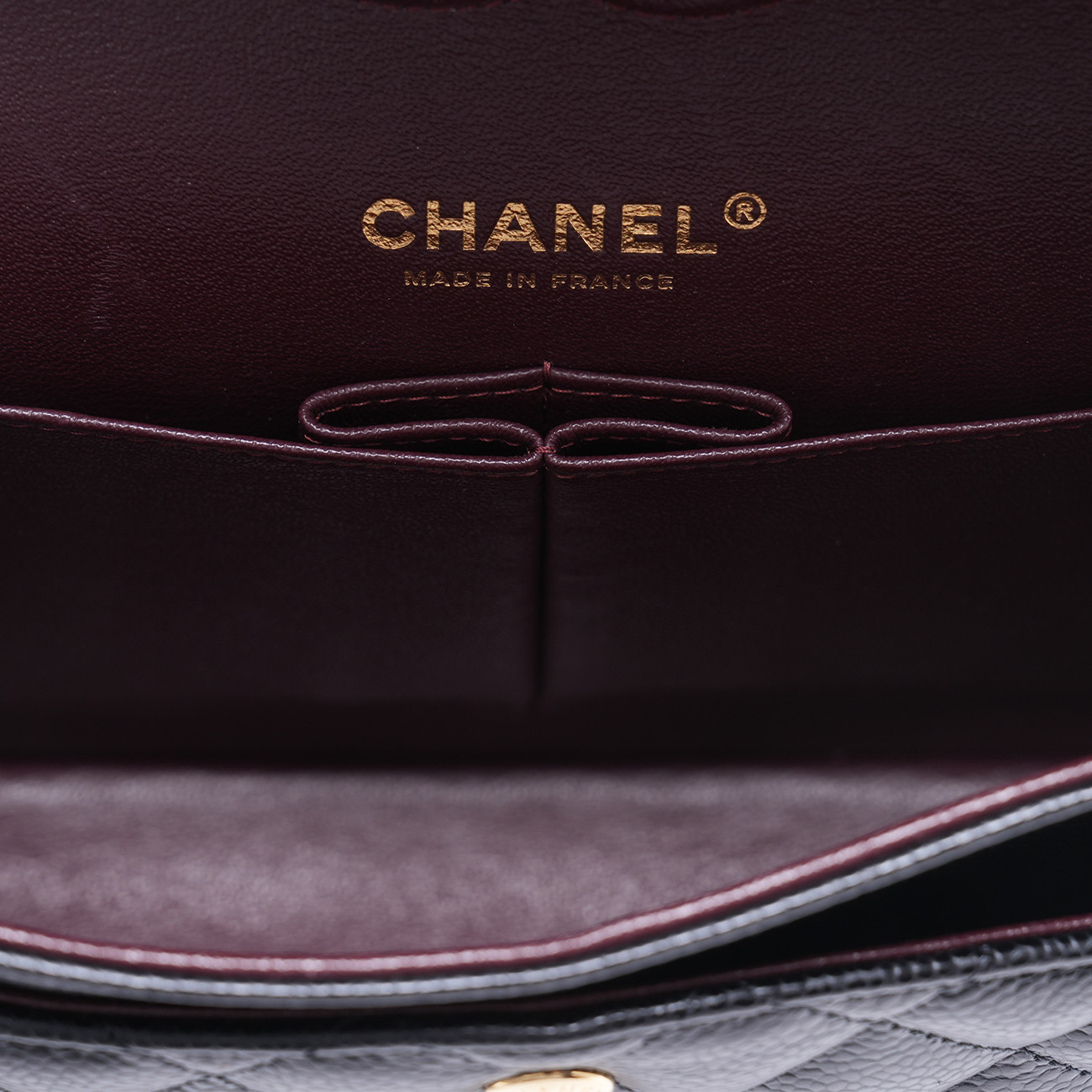 CHANEL(USED)샤넬 캐비어 클래식 미듐 플랩백 블랙 금장