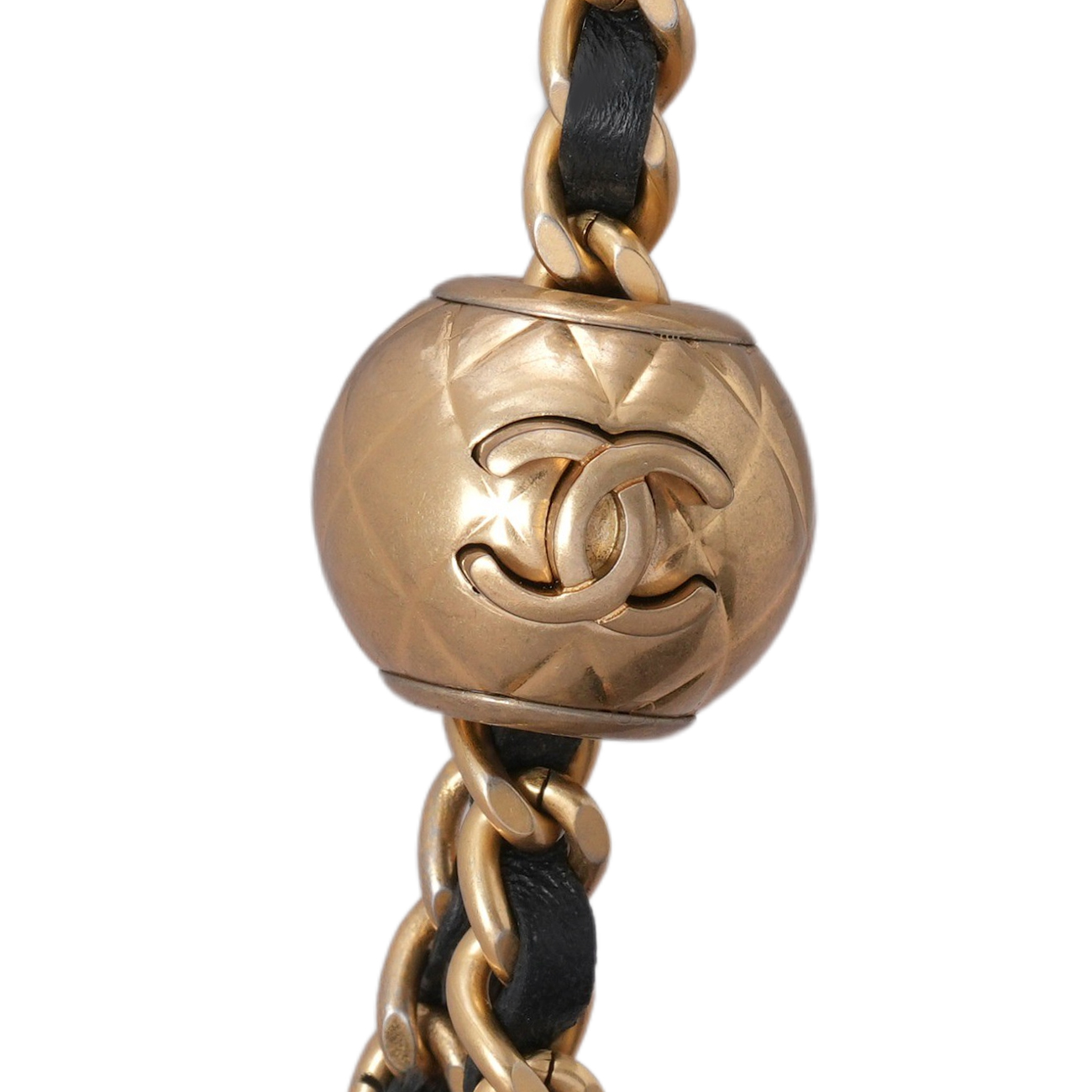 CHANEL(USED)샤넬 램스킨 골든볼 WOC