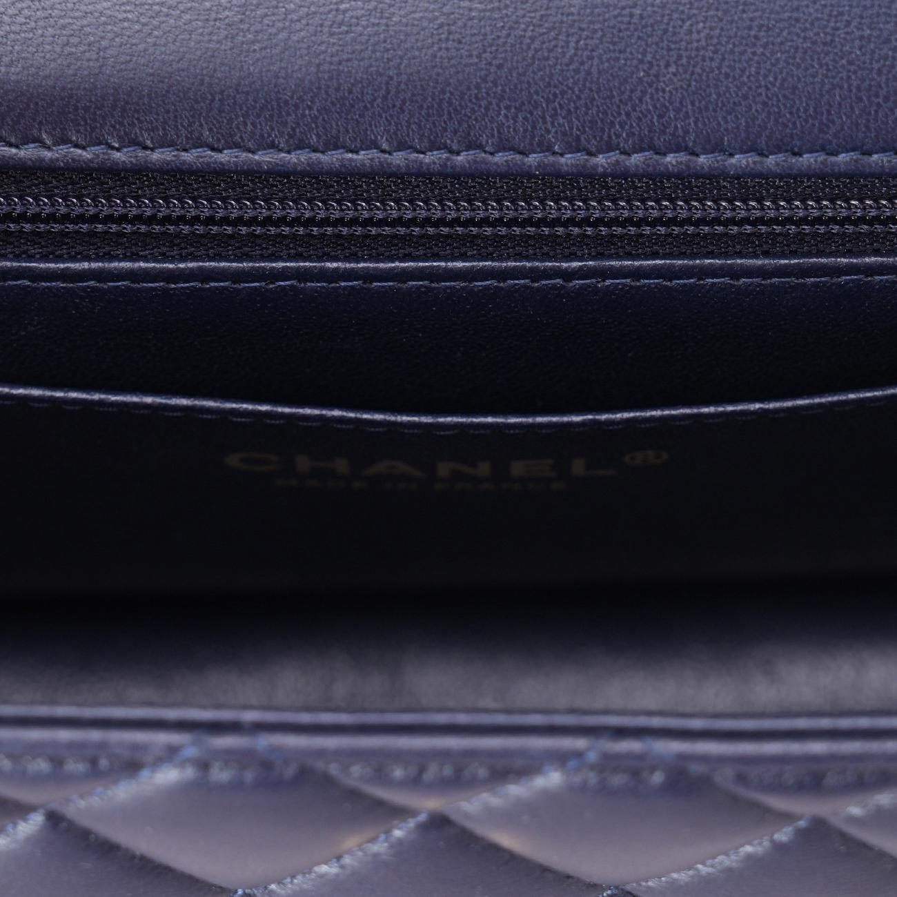 CHANEL(USED)샤넬 램스킨 클래식 뉴미니 탑핸들