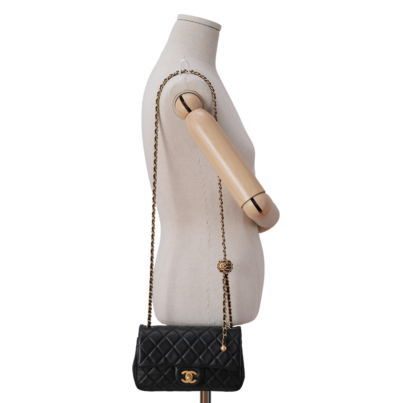 CHANEL(USED)샤넬 시즌 뉴미니 골든볼 크로스백