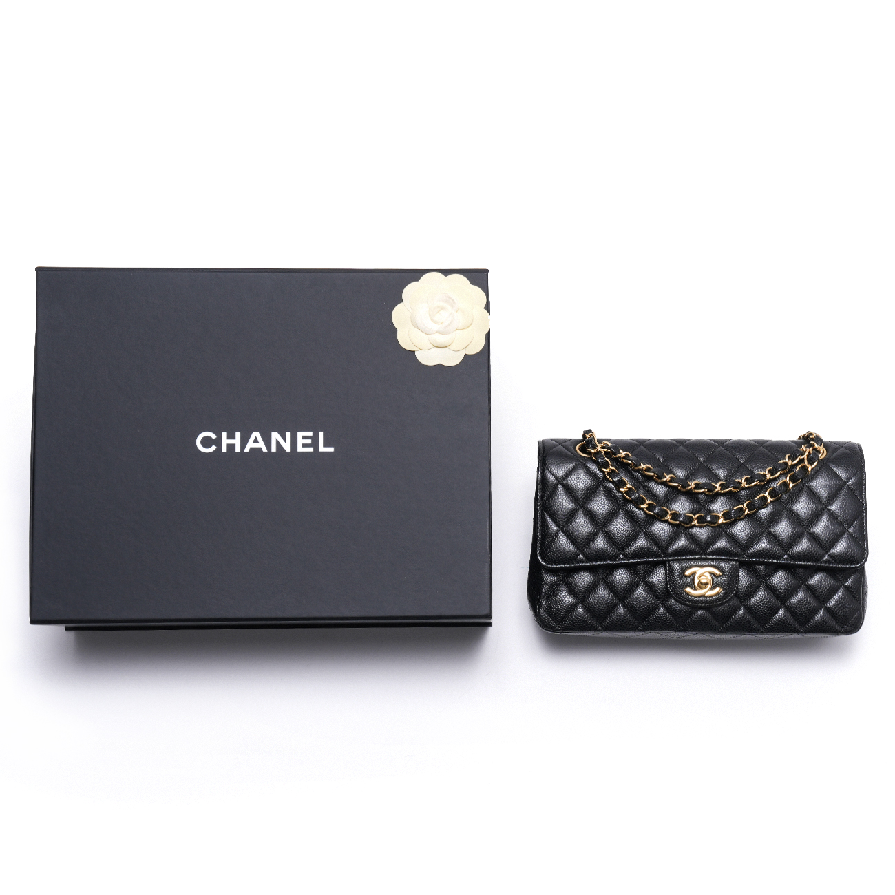 CHANEL(USED)샤넬 캐비어 클래식 미듐 플랩백