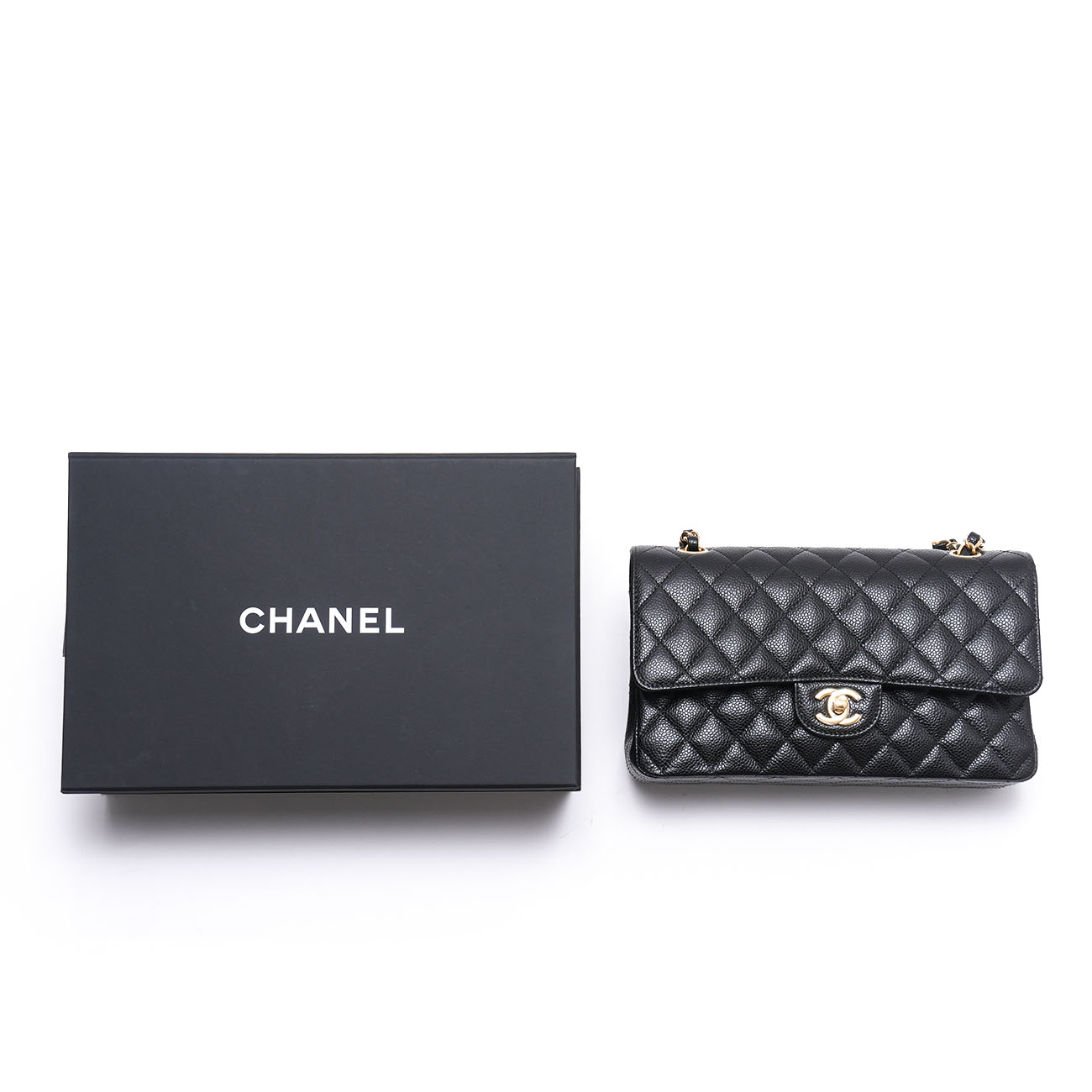 CHANEL(NEW)샤넬 캐비어 클래식 미듐 플랩백 (새상품) NEW PRODUCT