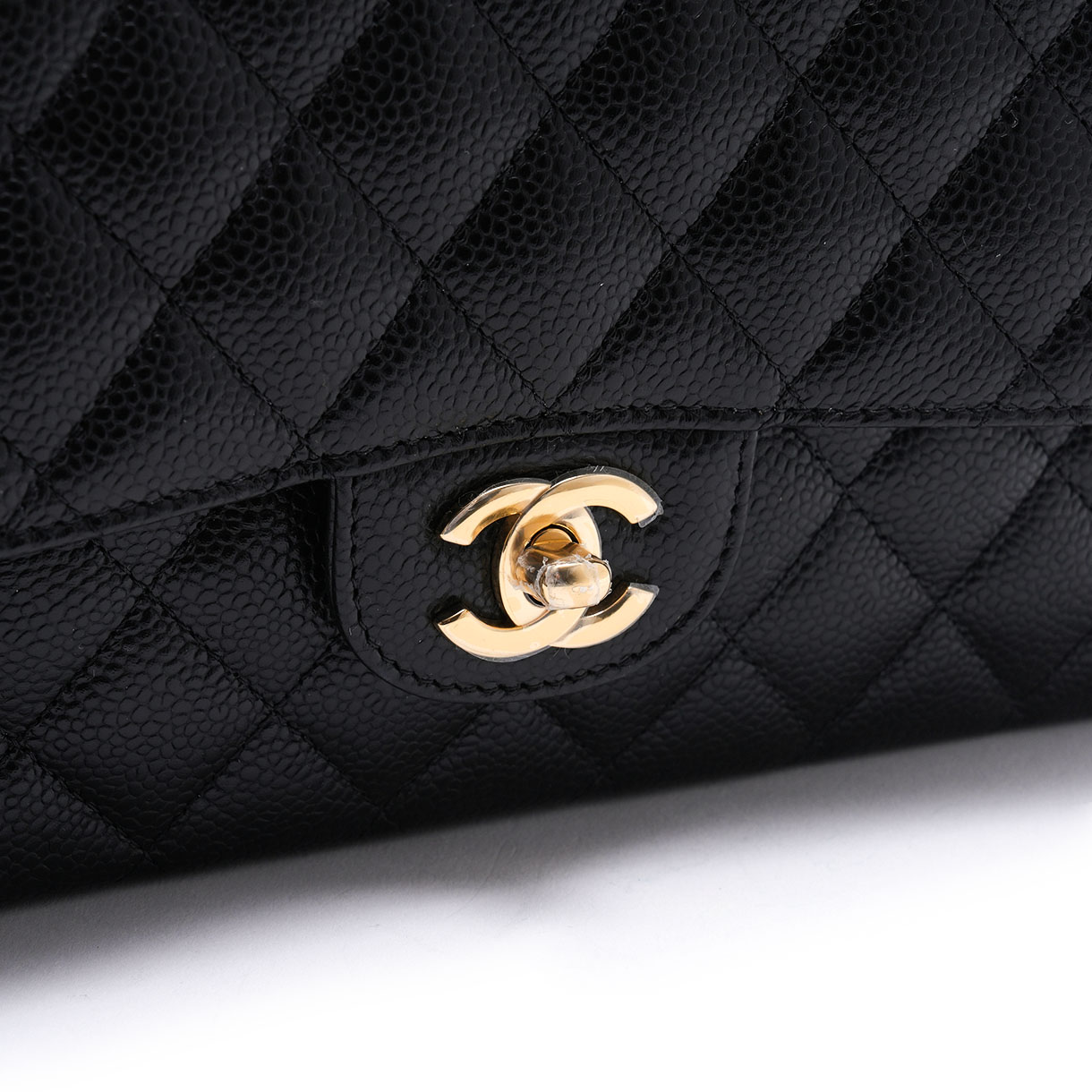 CHANEL(NEW)샤넬 캐비어 클래식 미듐 플랩백 (새상품) NEW PRODUCT
