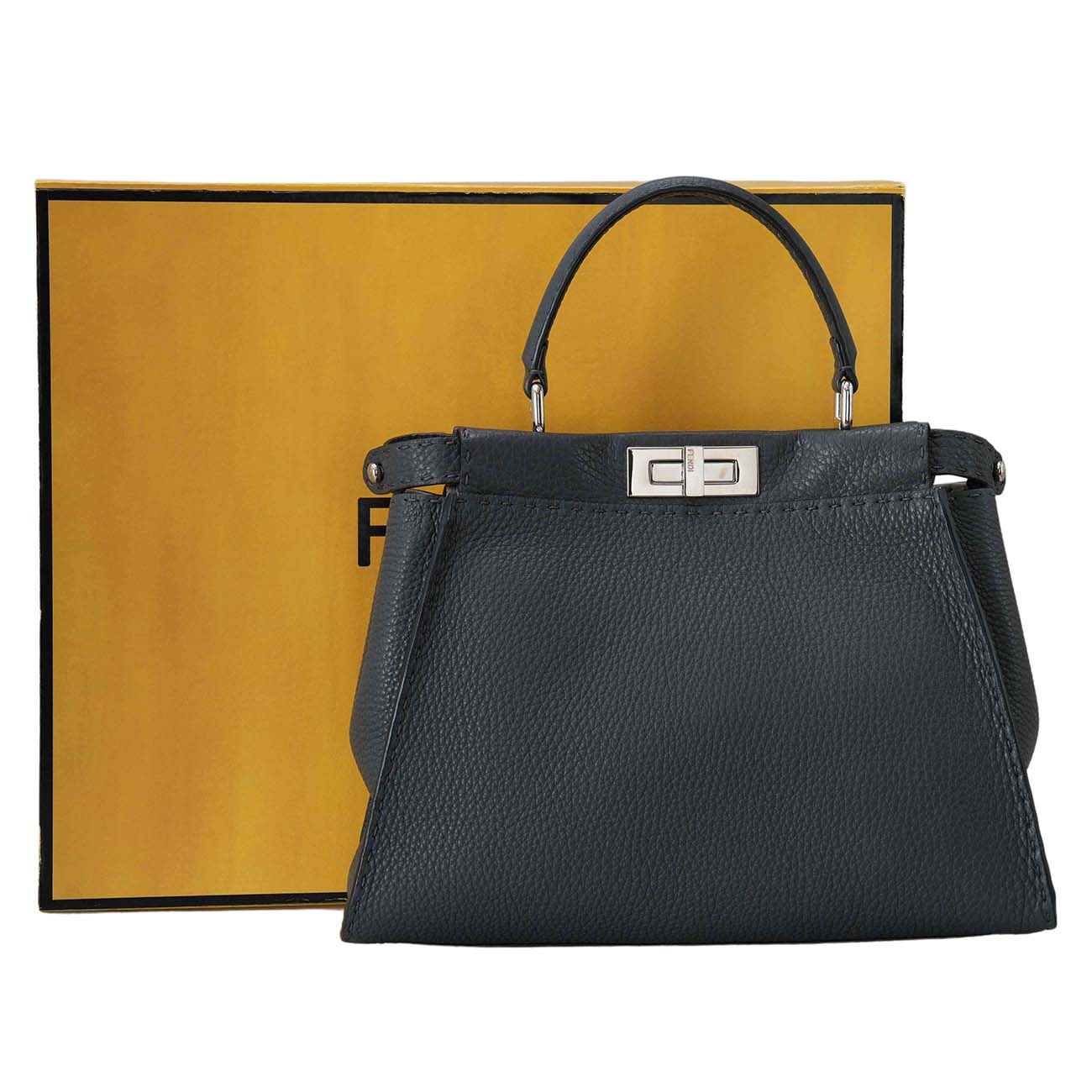 FENDI(USED)펜디 피카부 미듐