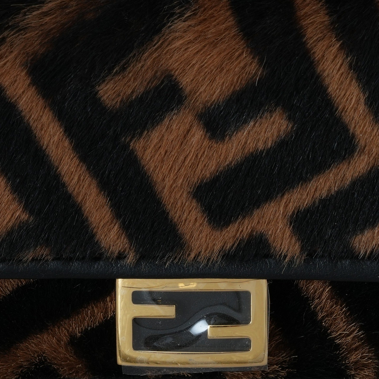 FENDI(USED)펜디 7AR844 나노 바게트 패브릭 참