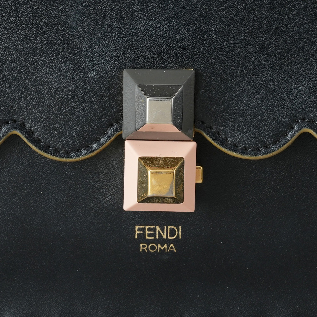 FENDI(USED)펜디 8BT283 칸아이 숄더백