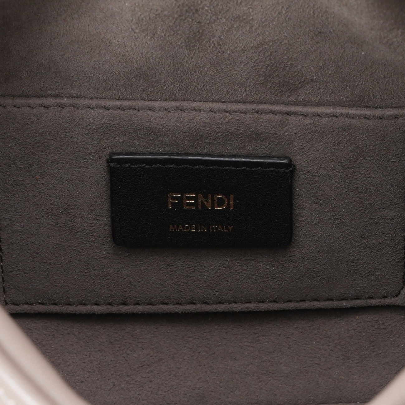 FENDI(USED)펜디 8BT287 카메라 크로스백