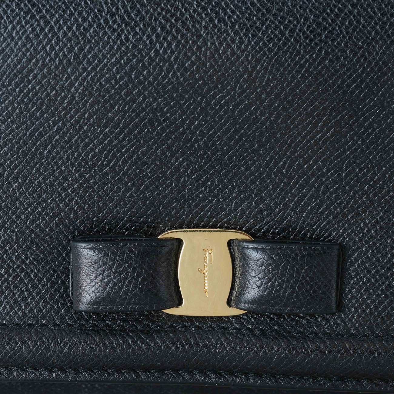 FERRAGAMO(USED)페라가모 22 C940 바라 크로스백