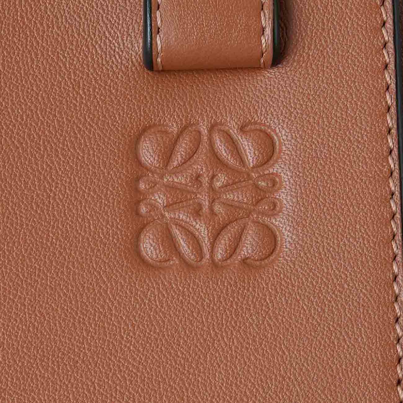 Loewe(USED)로에베 해먹백
