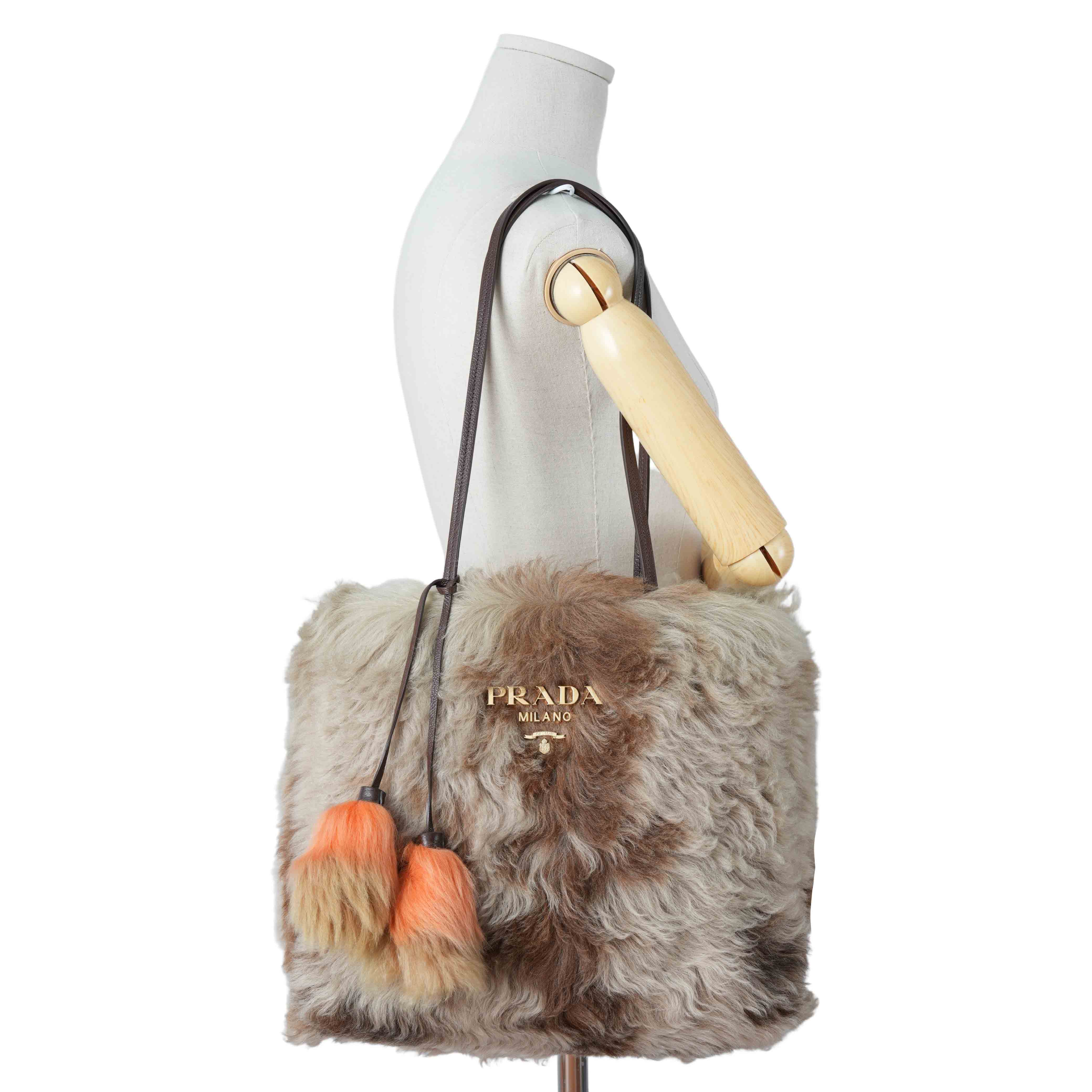 PRADA(USED)프라다 1BG138 퍼 숄더백