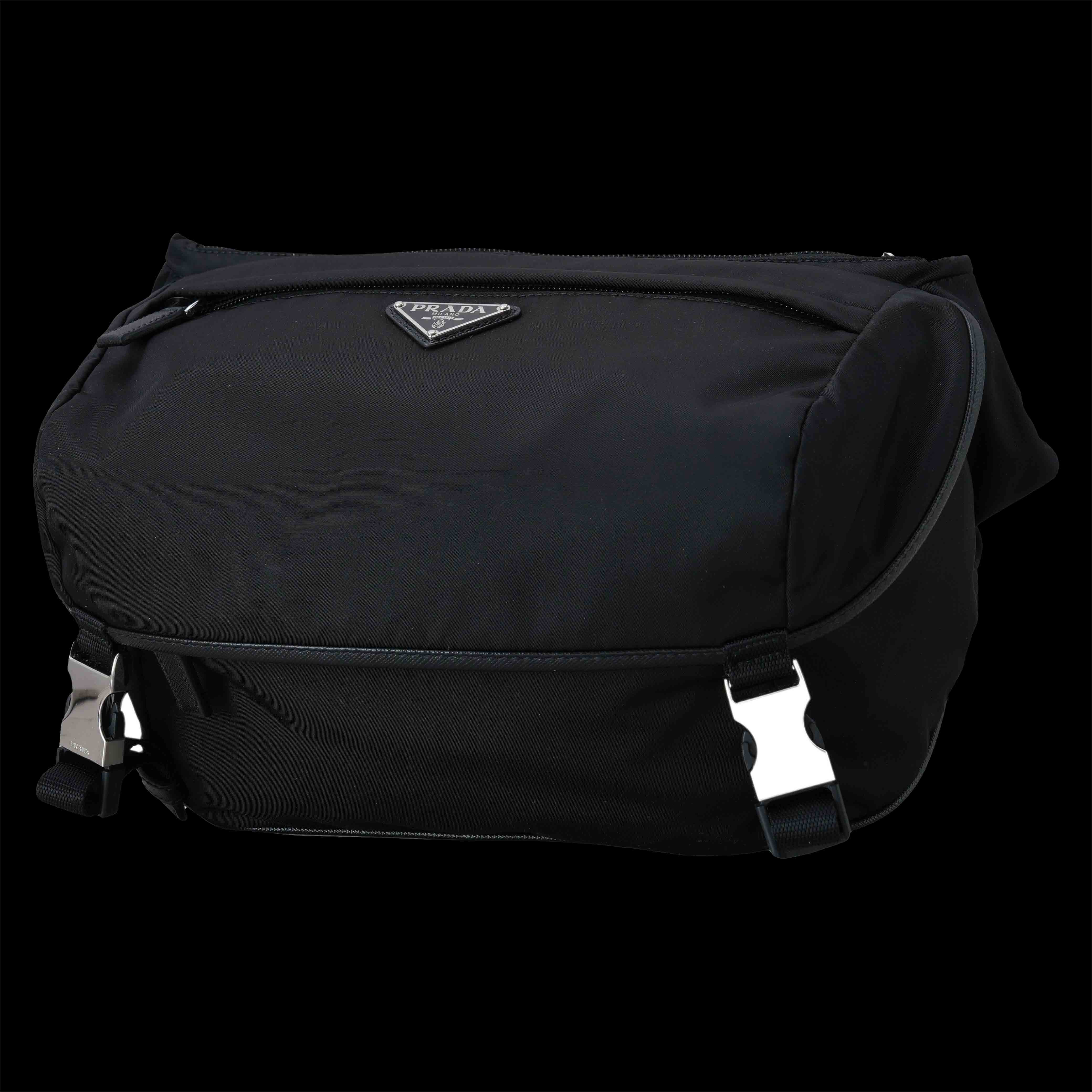 PRADA(USED)프라다 2VH994 리나일론 바이커백 & 에어팟 케이스