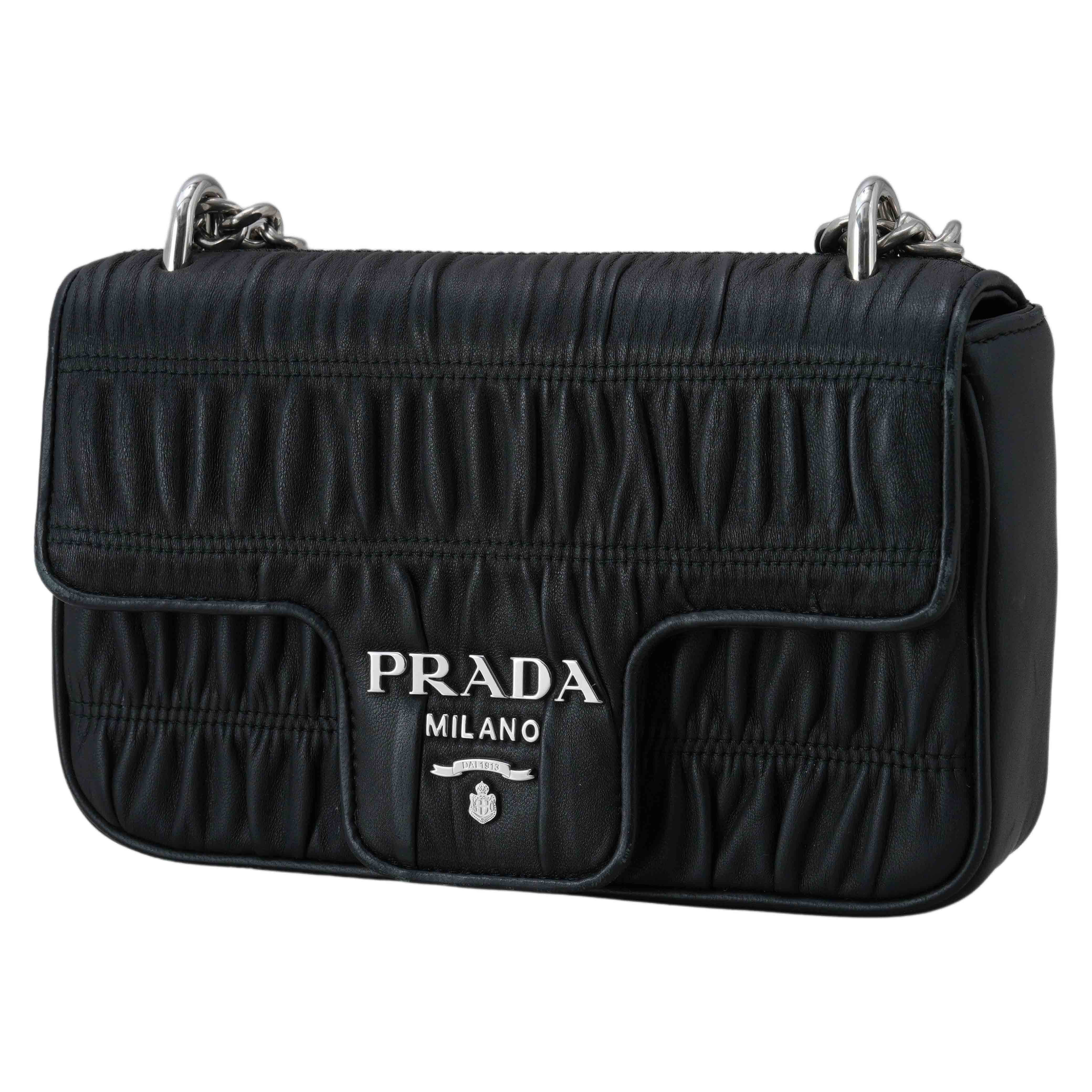 PRADA(USED)프라다 고프레 플랩 체인 숄더백