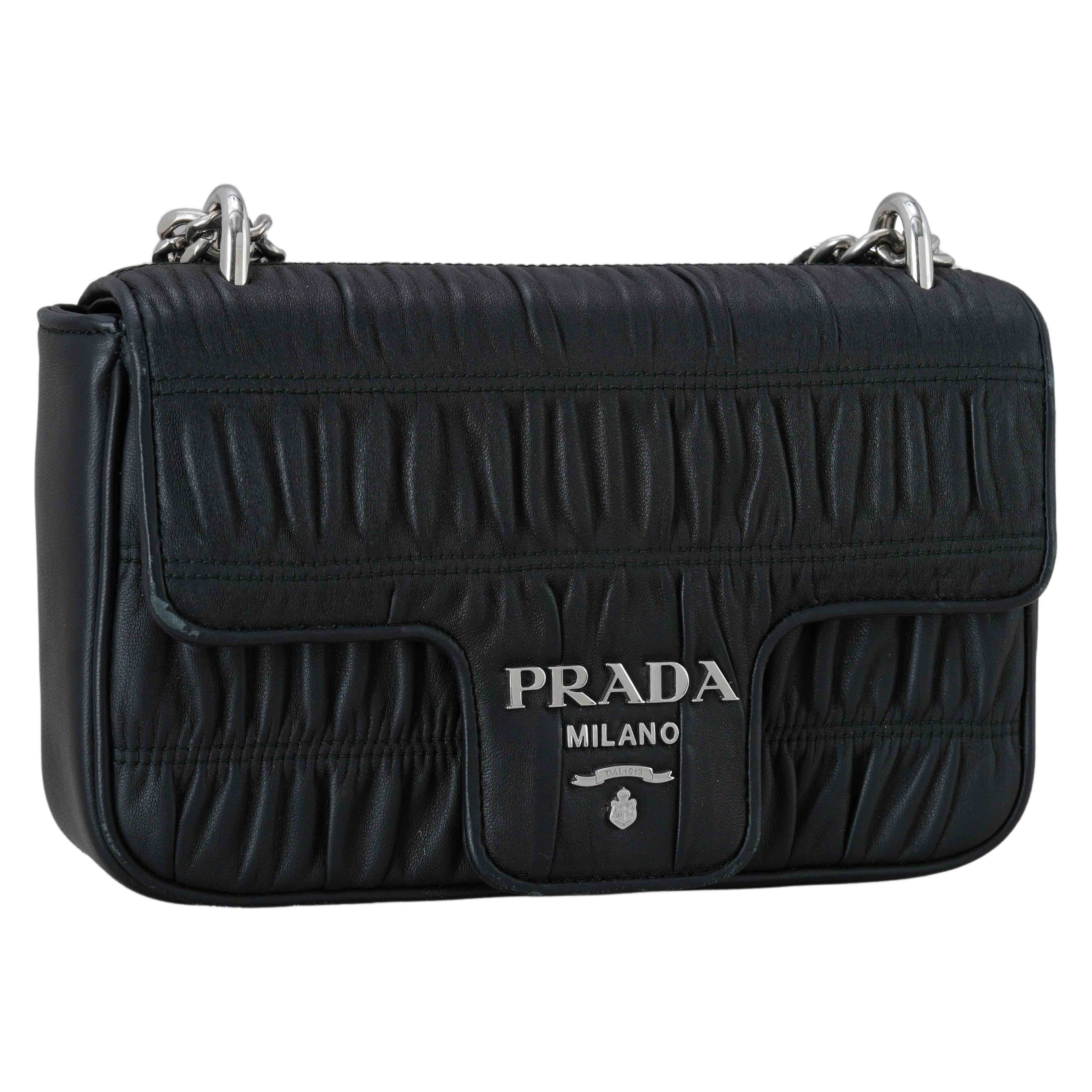 PRADA(USED)프라다 고프레 플랩 체인 숄더백