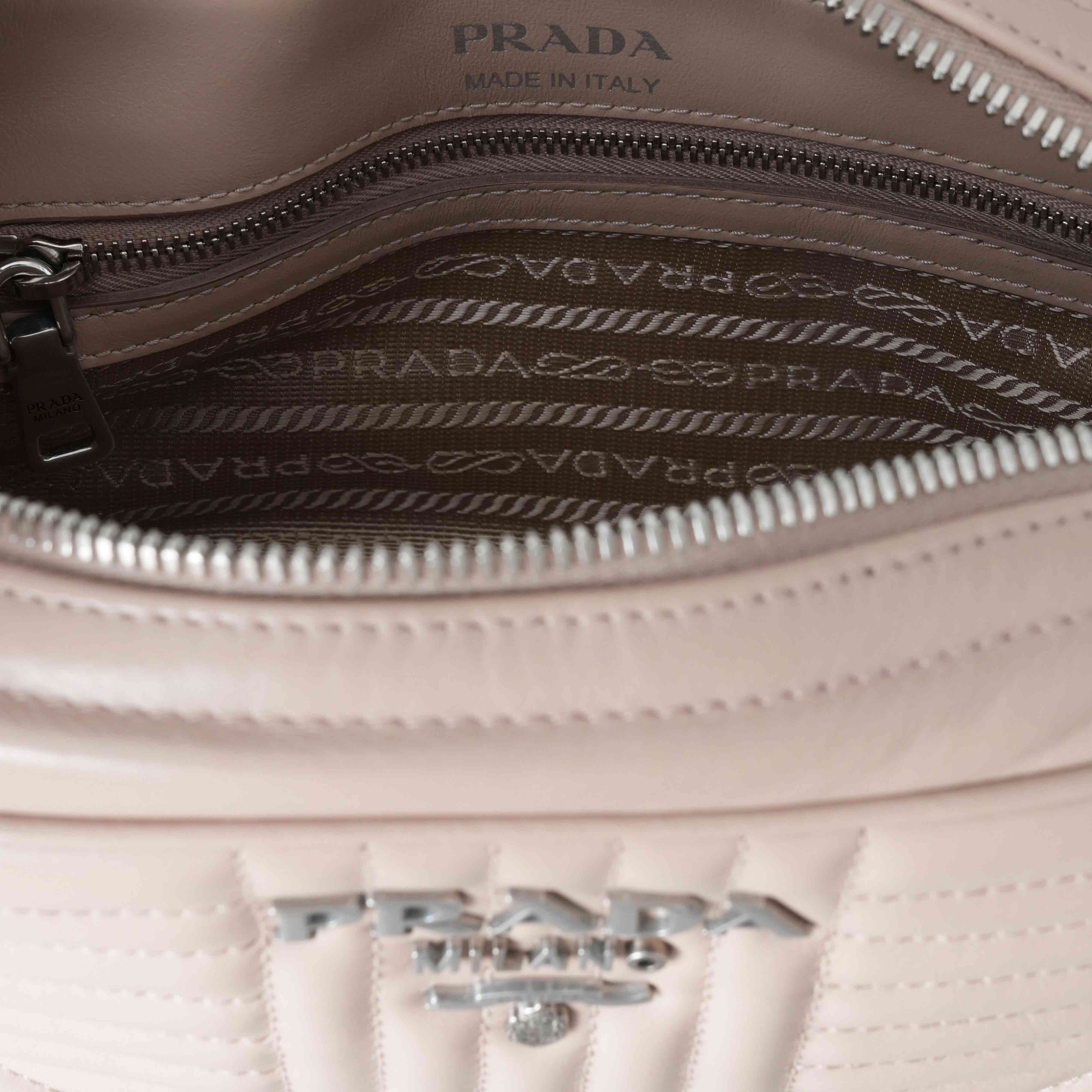PRADA(USED)프라다 1BH083 다이어그램 숄더백