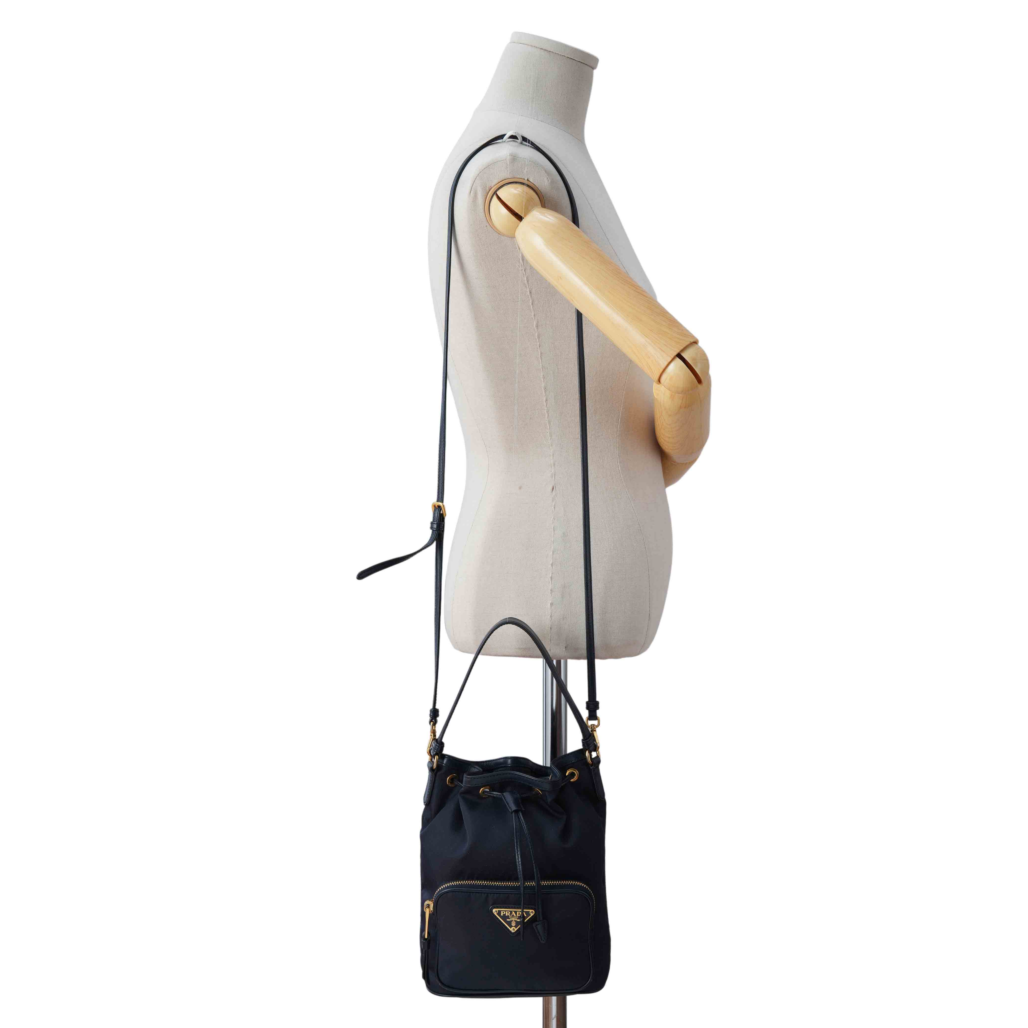 PRADA(USED)프라다 나일론 버킷백