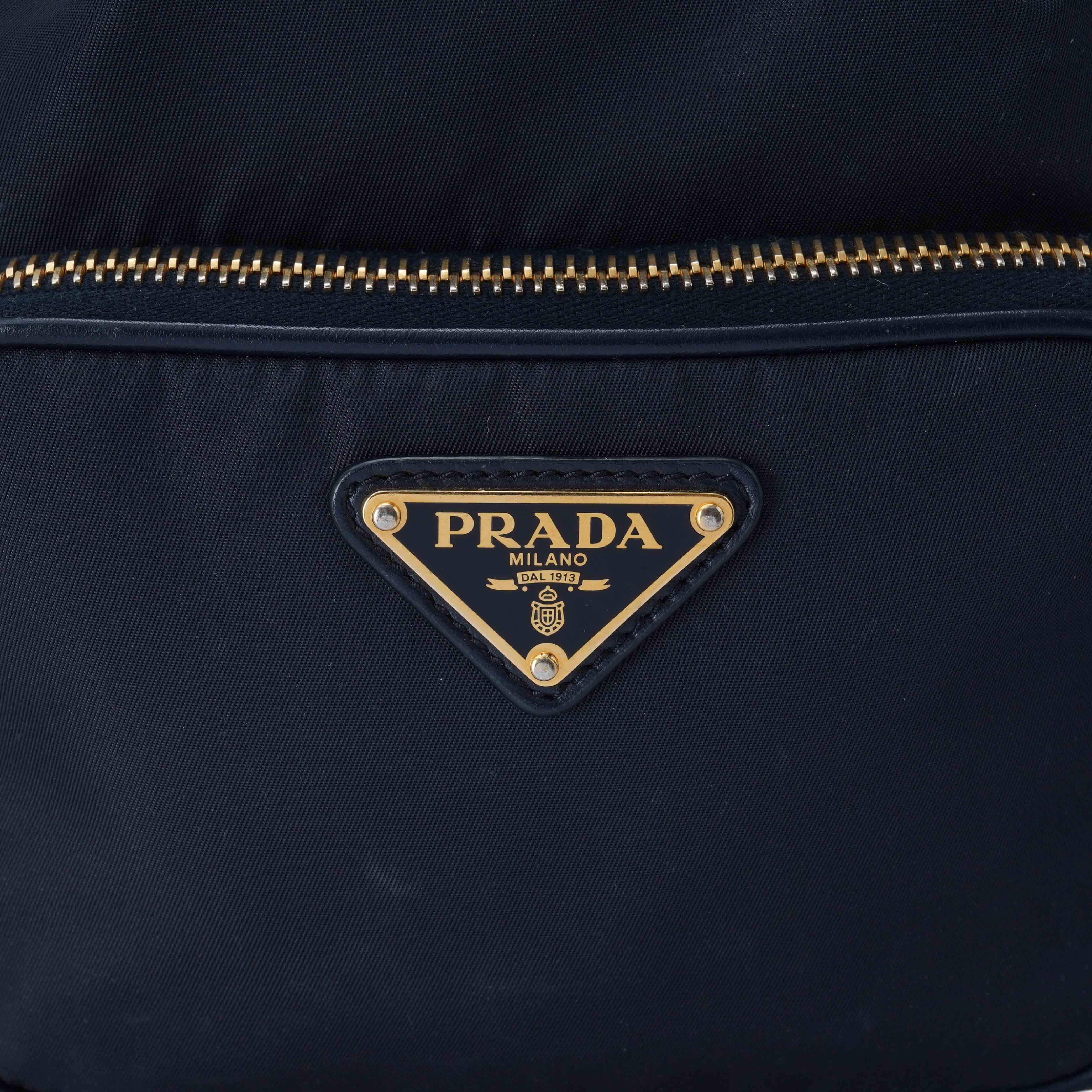 PRADA(USED)프라다 나일론 버킷백