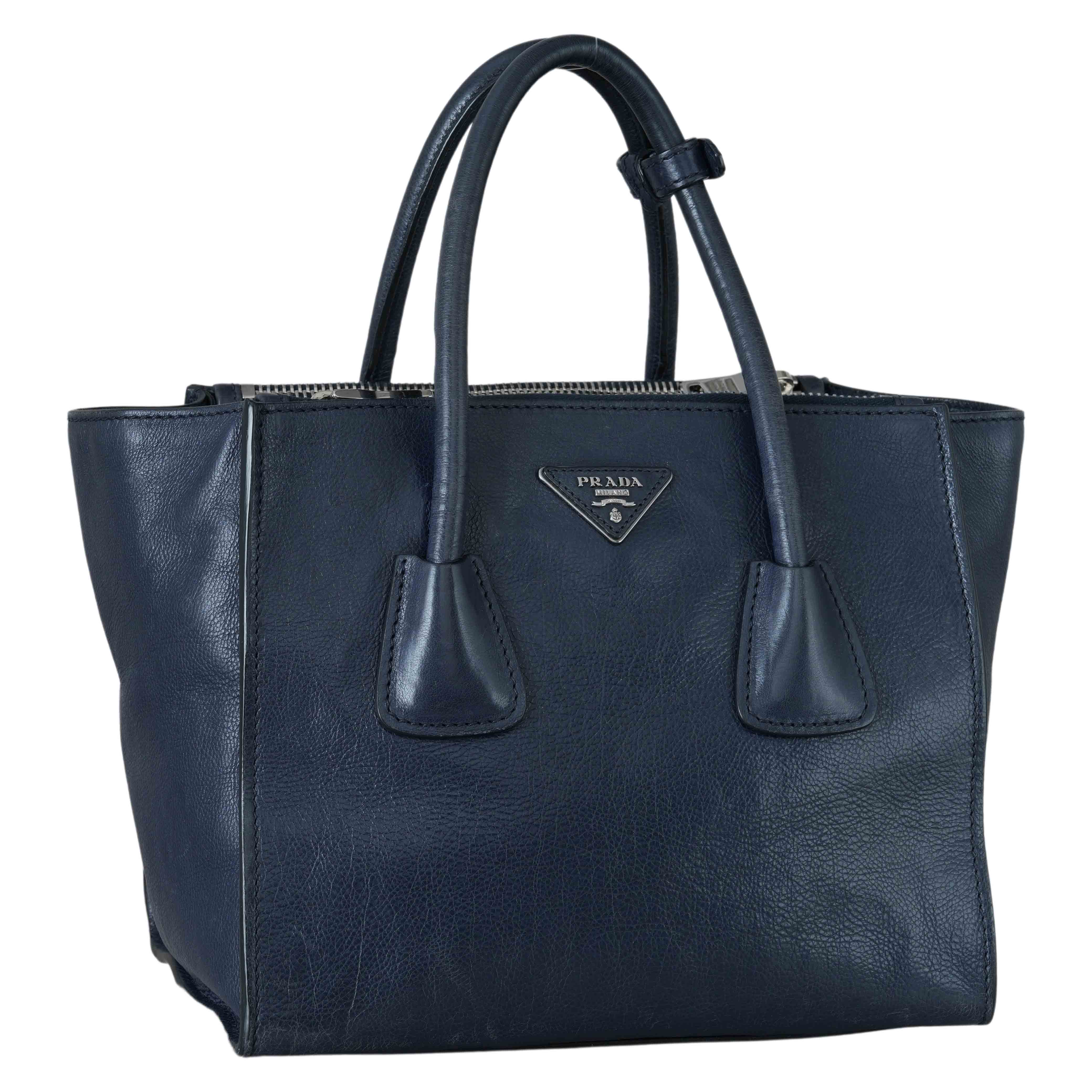 PRADA(USED)프라다 더블지퍼 도트겸 숄더백