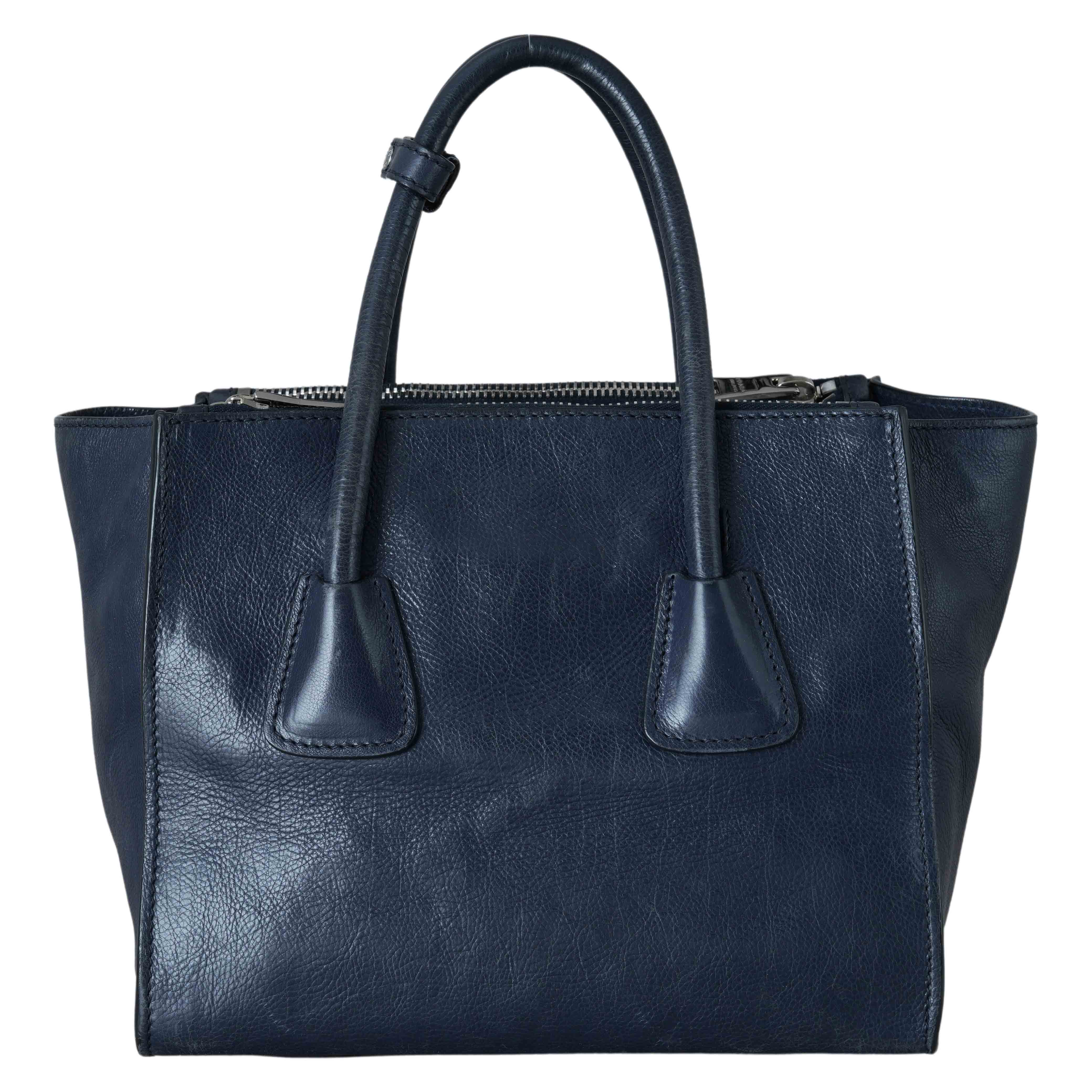 PRADA(USED)프라다 더블지퍼 도트겸 숄더백