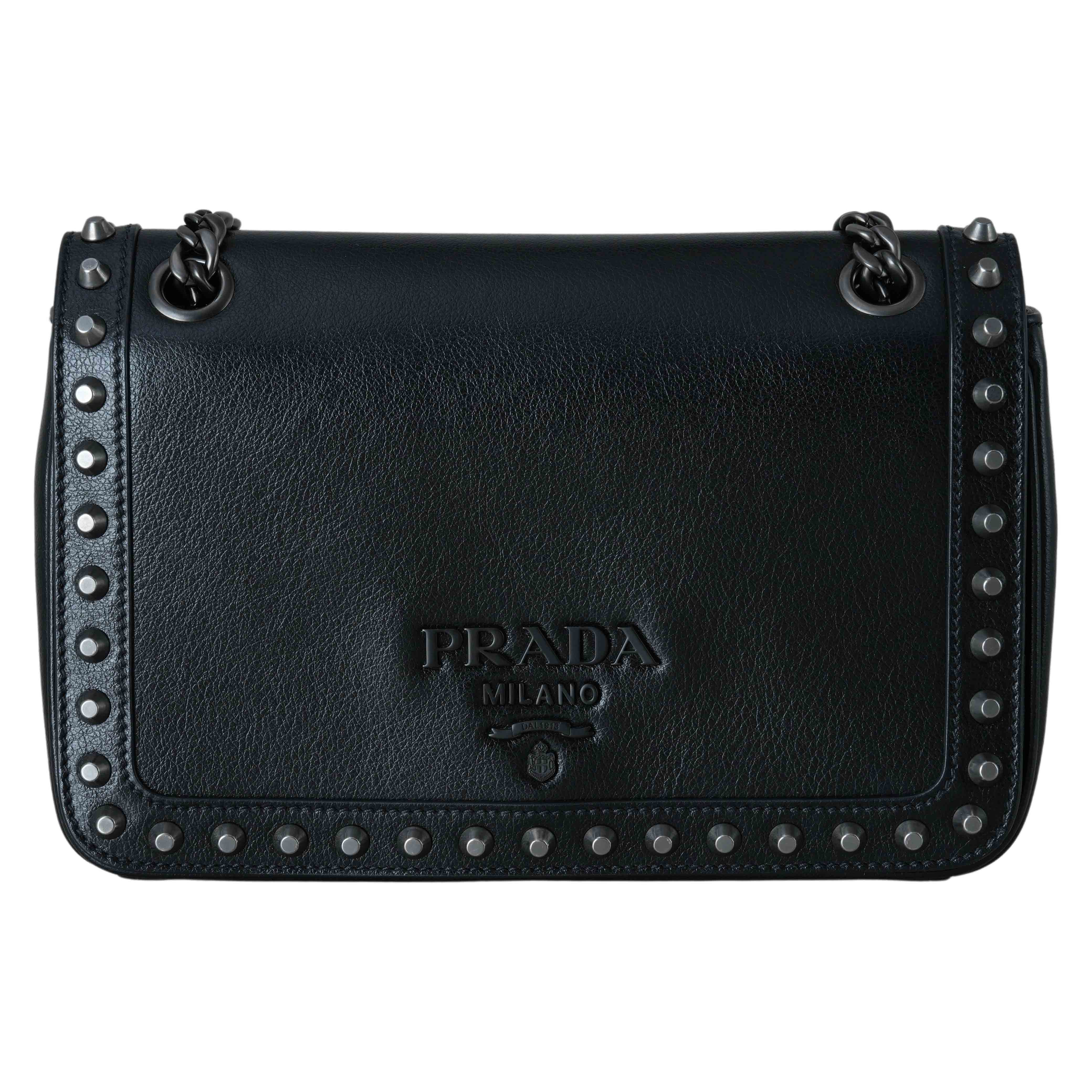 PRADA(USED)프라다 1BD147 스터드 플랩 숄더백