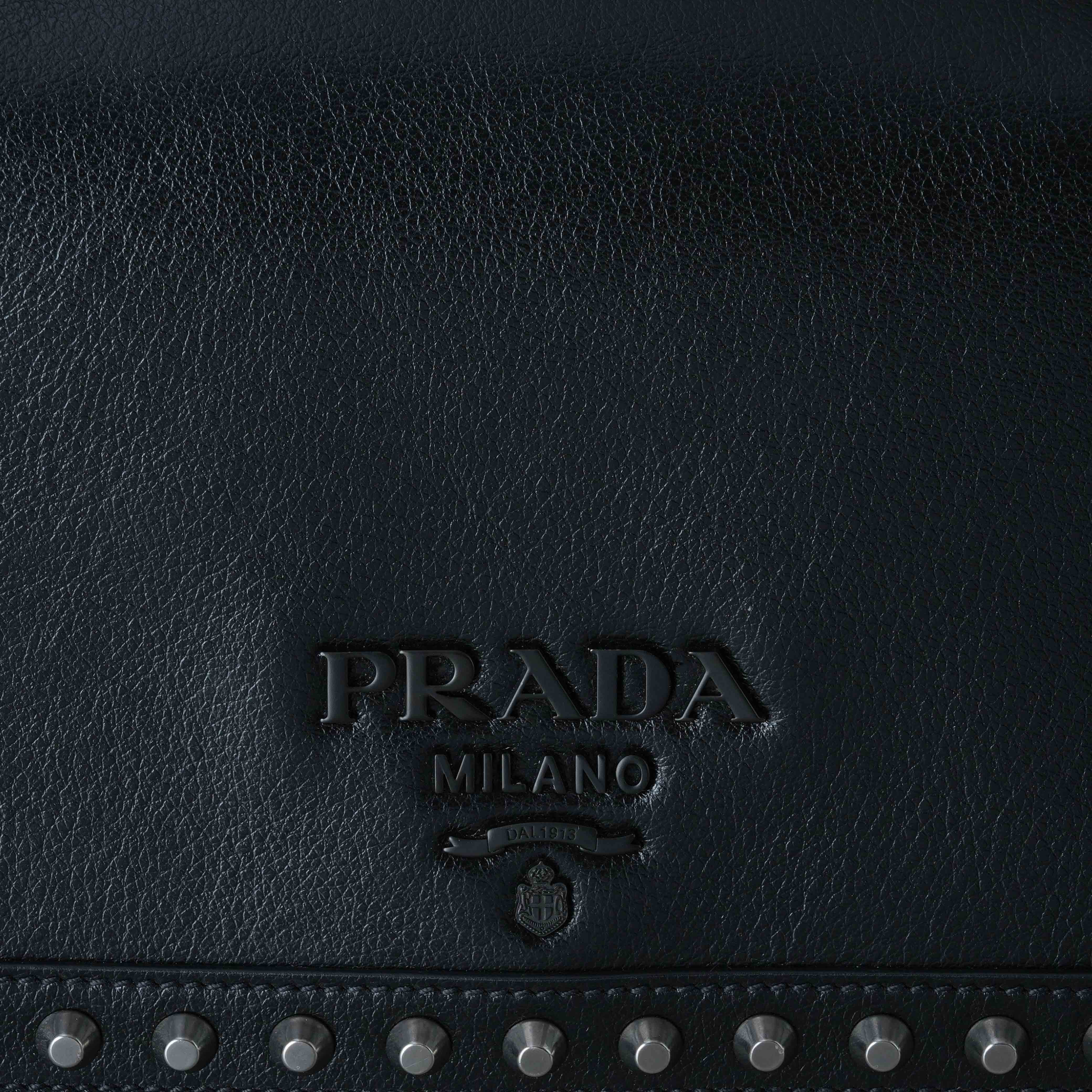 PRADA(USED)프라다 1BD147 스터드 플랩 숄더백