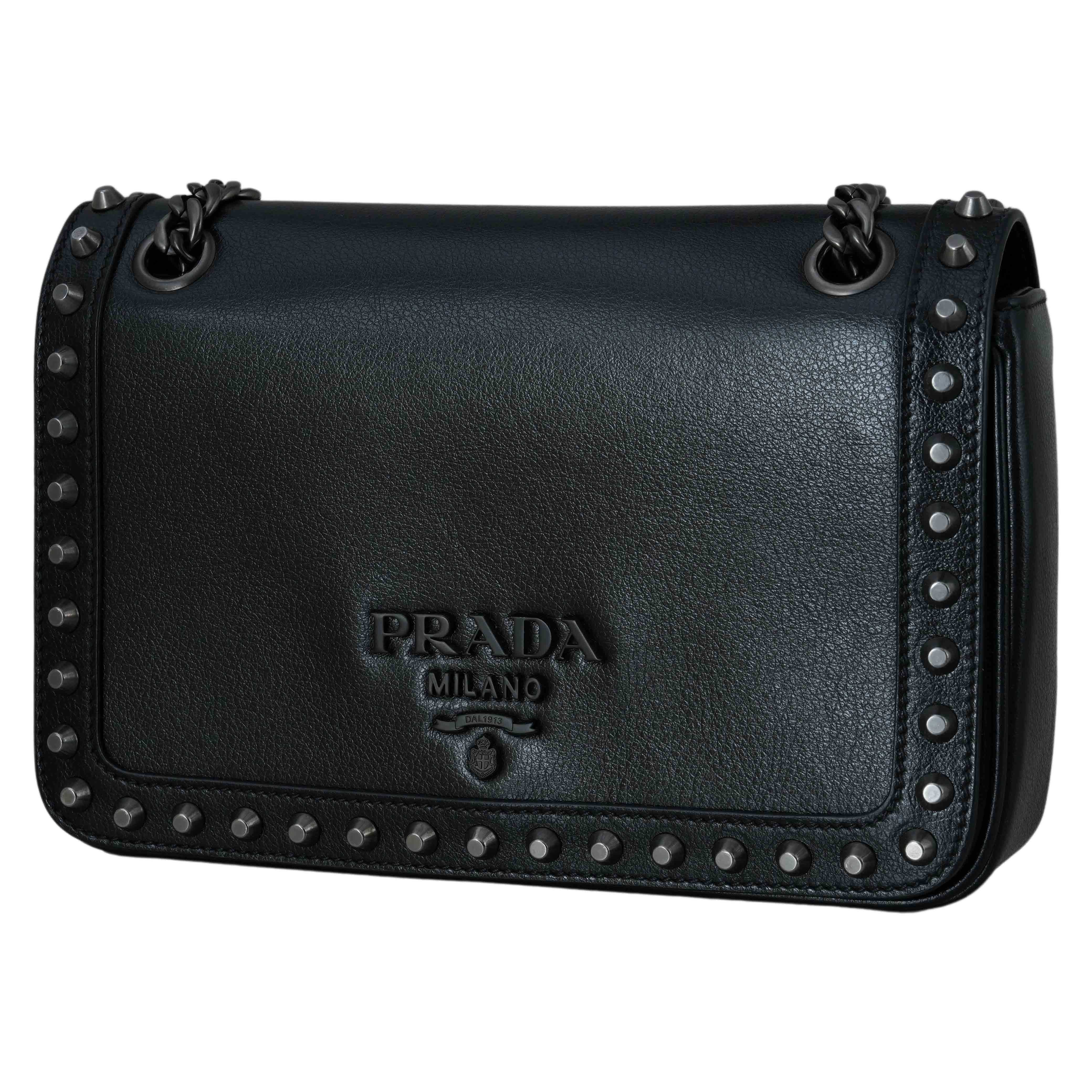 PRADA(USED)프라다 1BD147 스터드 플랩 숄더백