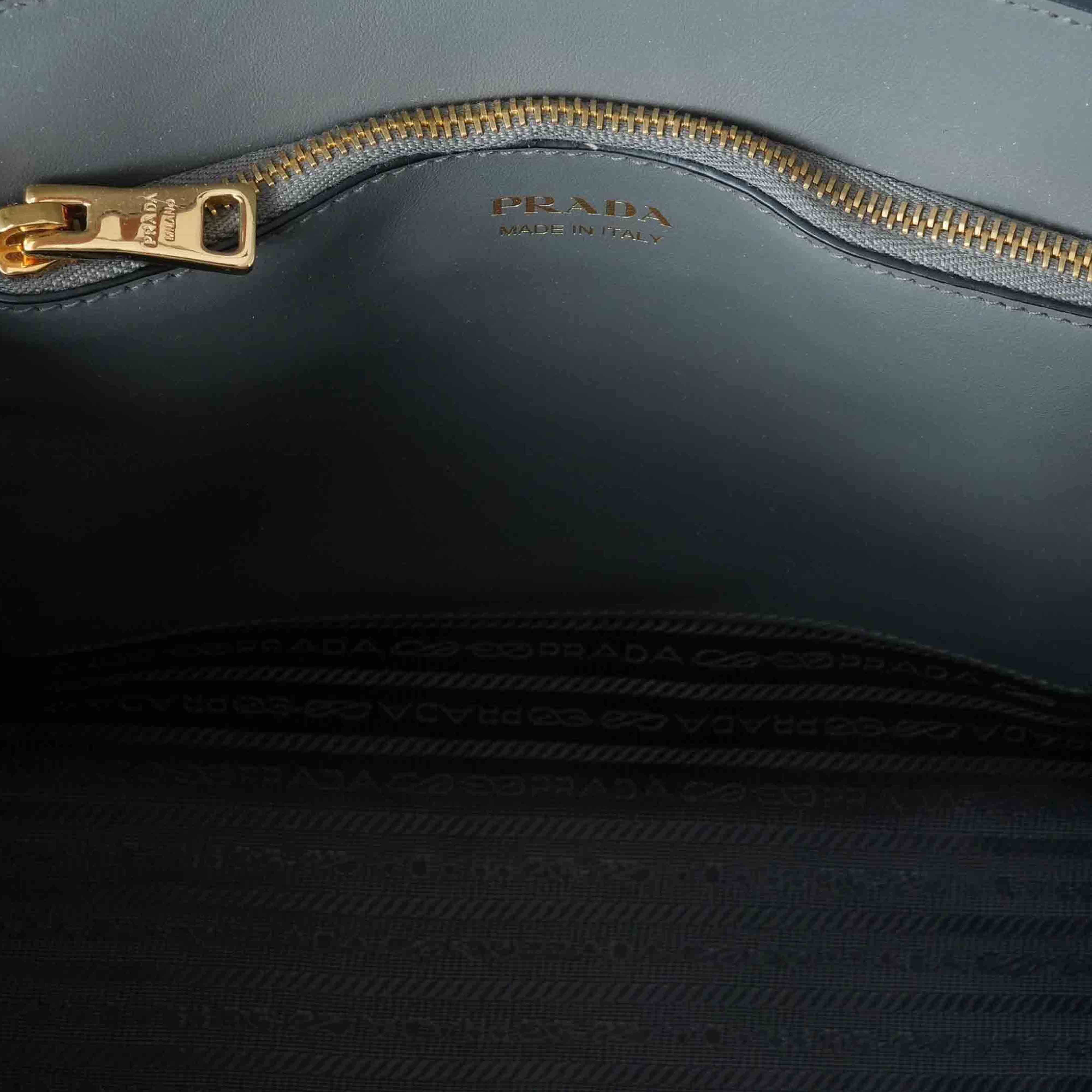 PRADA(USED)프라다 1BA155 사피아노 모노크롬 토트백
