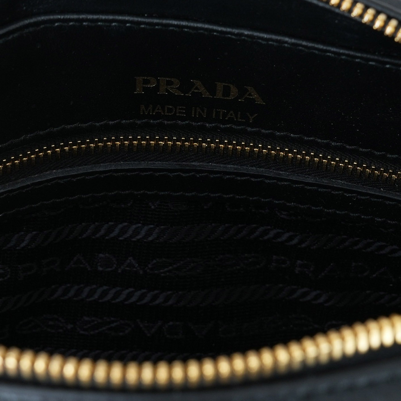 PRADA(USED)프라다 1BH083 다이어그램 크로스백