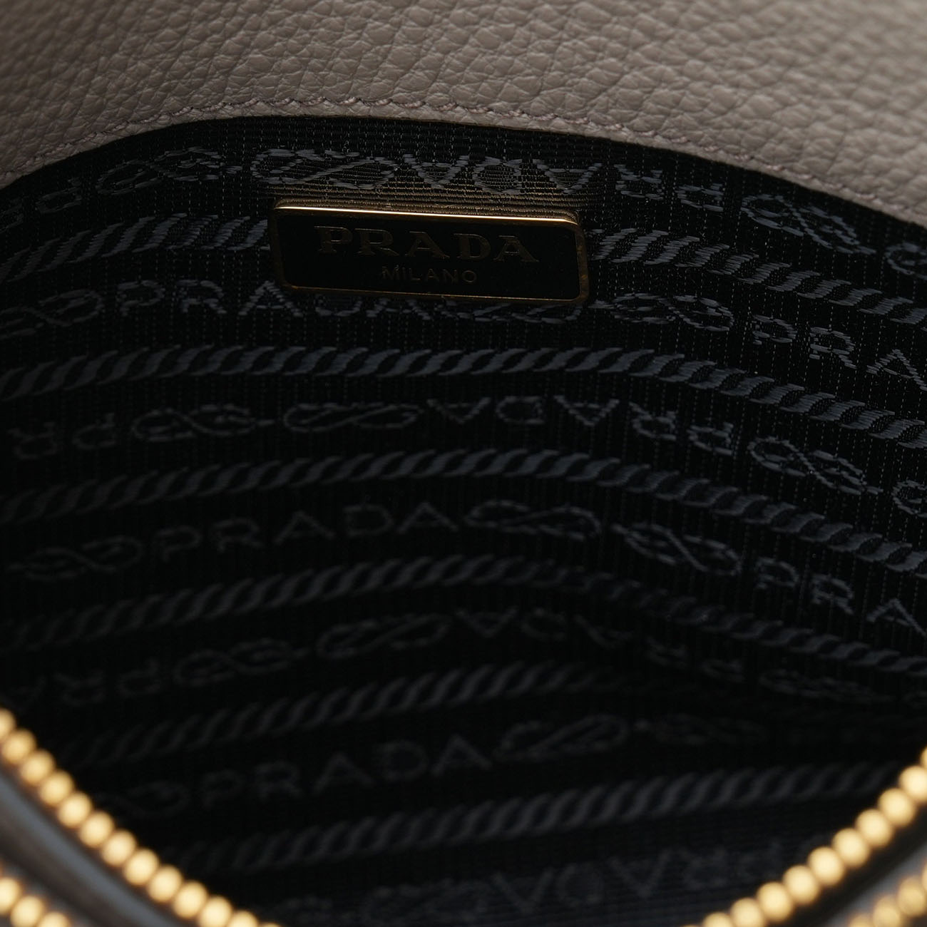 PRADA(USED)프라다 1BH046 더블 지퍼 크로스백