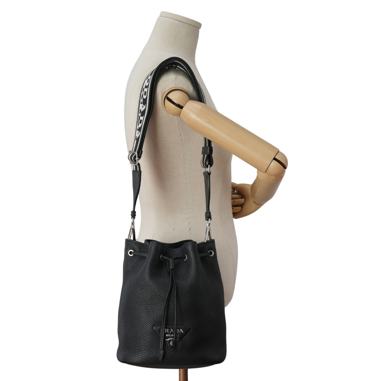 PRADA(USED)프라다 비텔로 다이노 버킷백