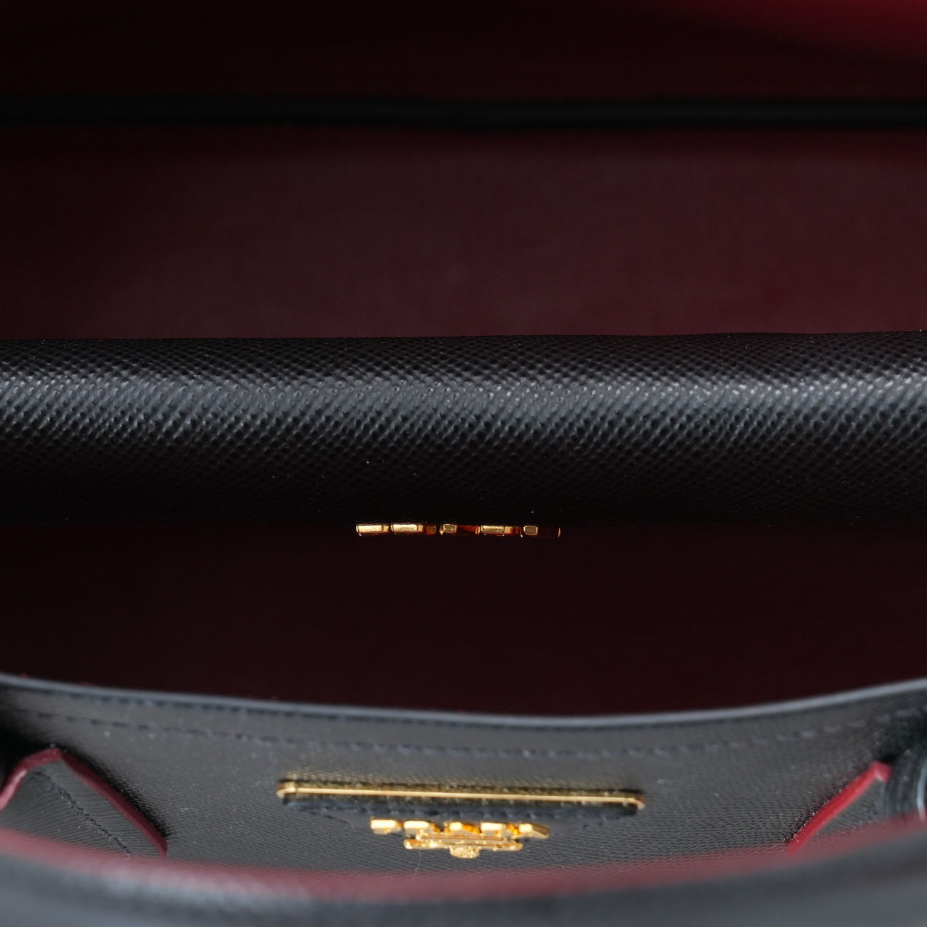 PRADA(USED)프라다 사피아노 두블레