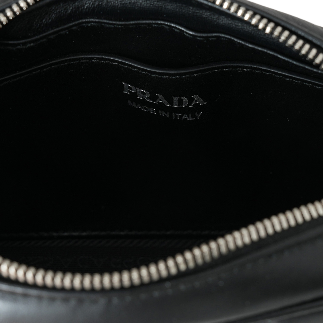 PRADA(USED)프라다 1BH084 다이아그램 카메라백