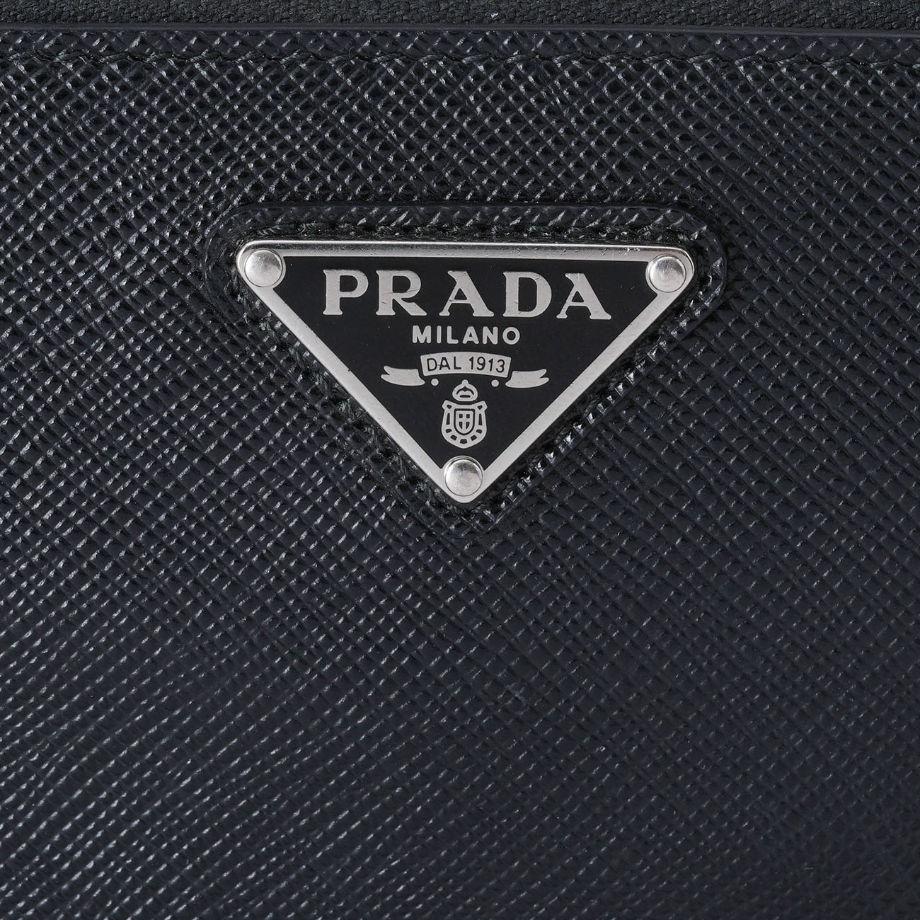 PRADA(USED)프라다 1NR015 트라이앵글 미니백