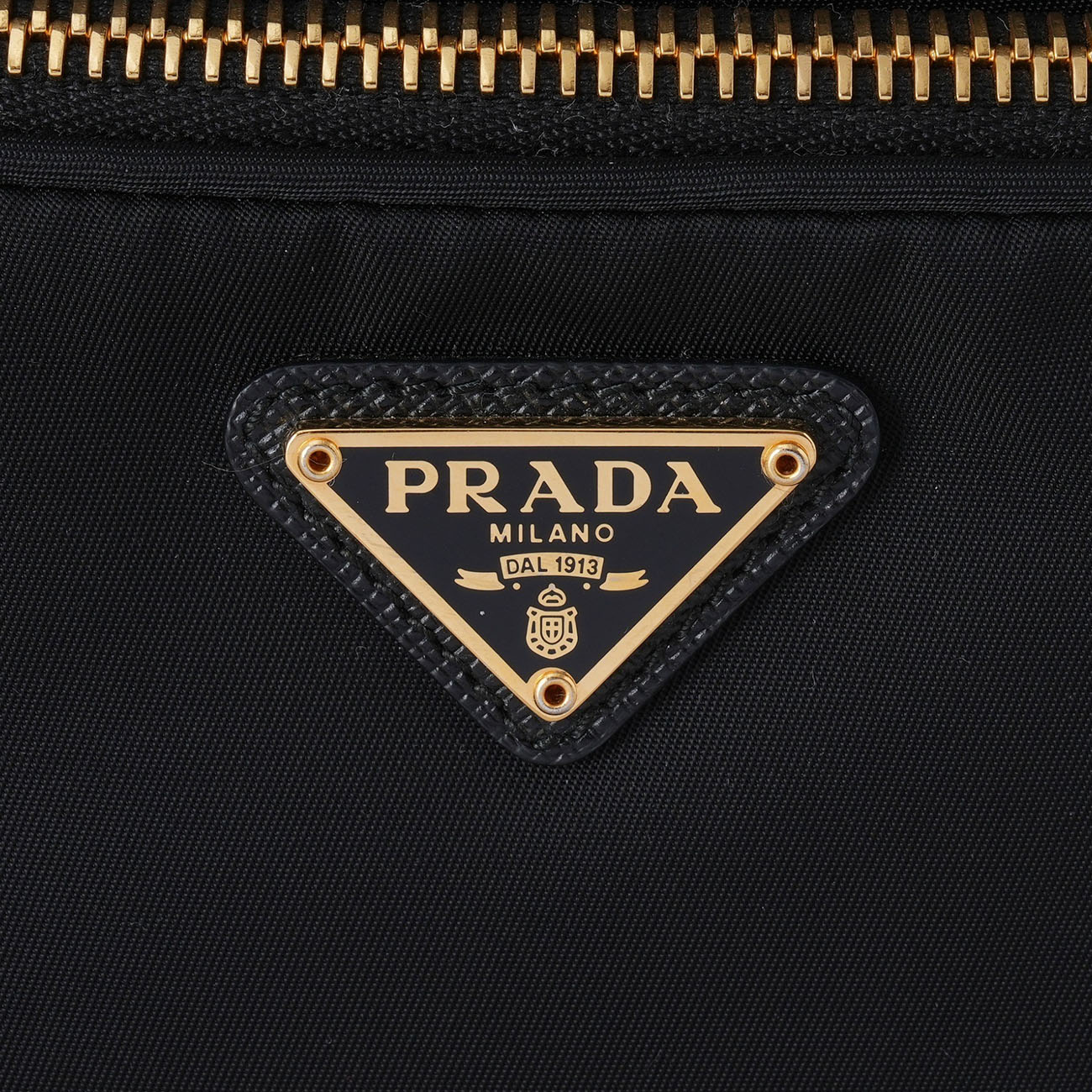 PRADA(USED)프라다 1BH038 리나일론 버킷백