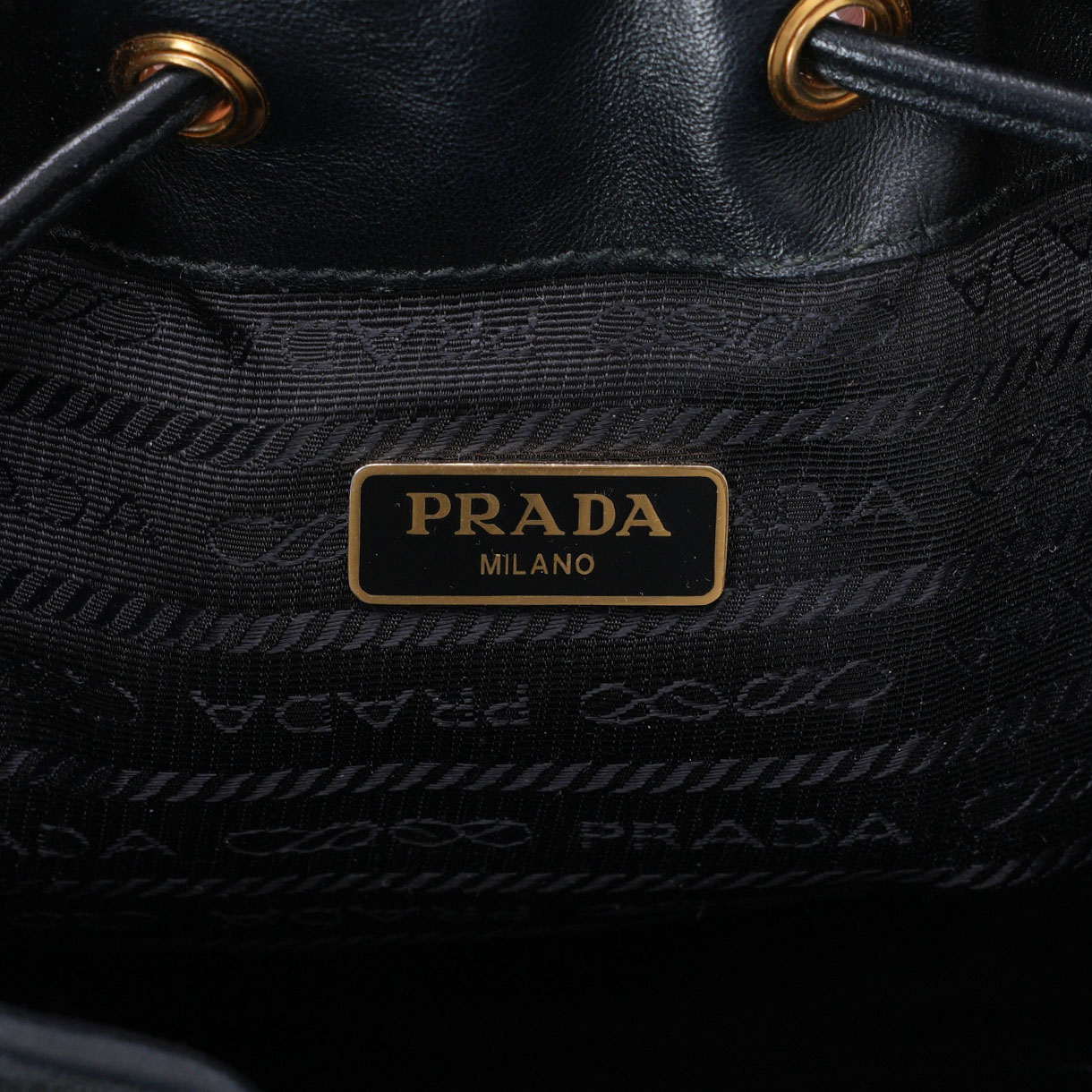 PRADA(USED)프라다 1BH038 포코노 레더 버킷 백