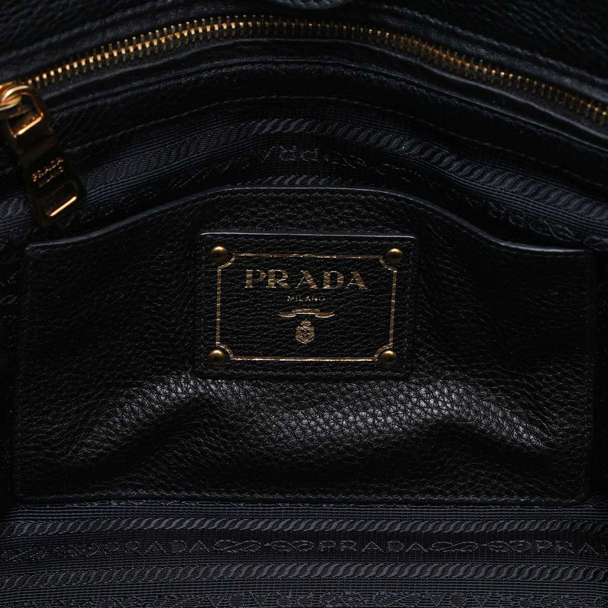 PRADA(USED)프라다 비텔로 다이노 숄더백