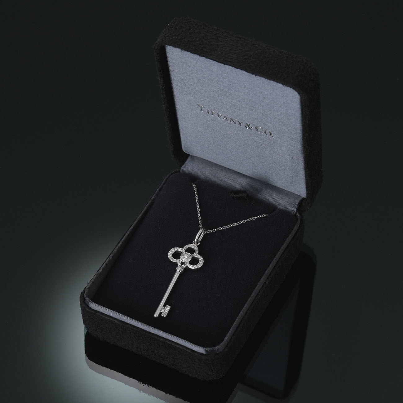 TIFFANY(USED)티파니앤코 다이아몬드 크라운 키 네크리스